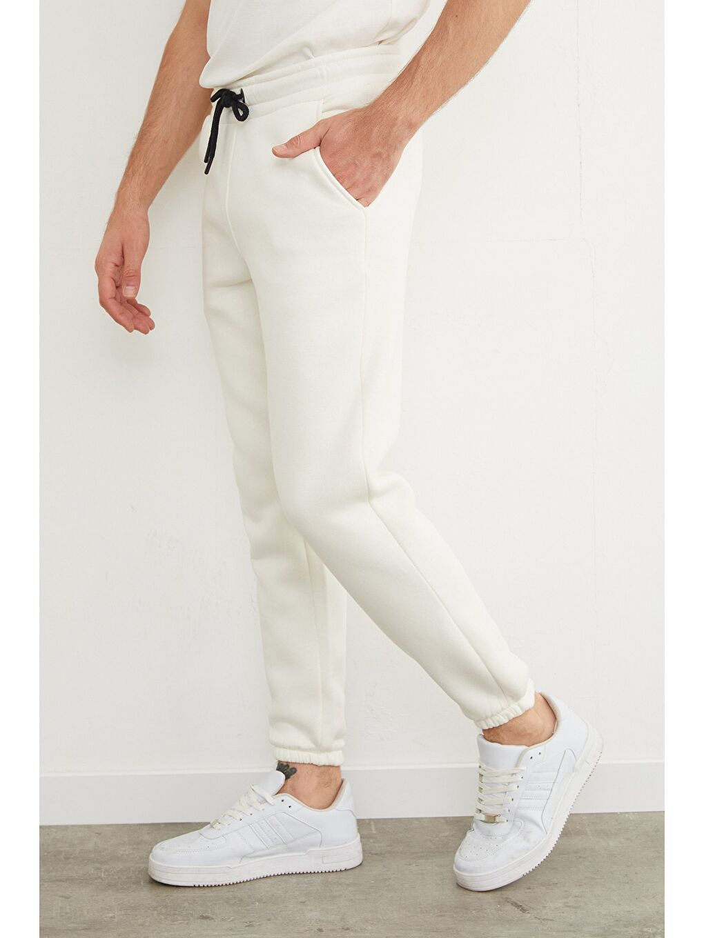 Ekru 3 İplik Beli Bağlamalı Büyük Beden Jogger Eşofman Altı-4