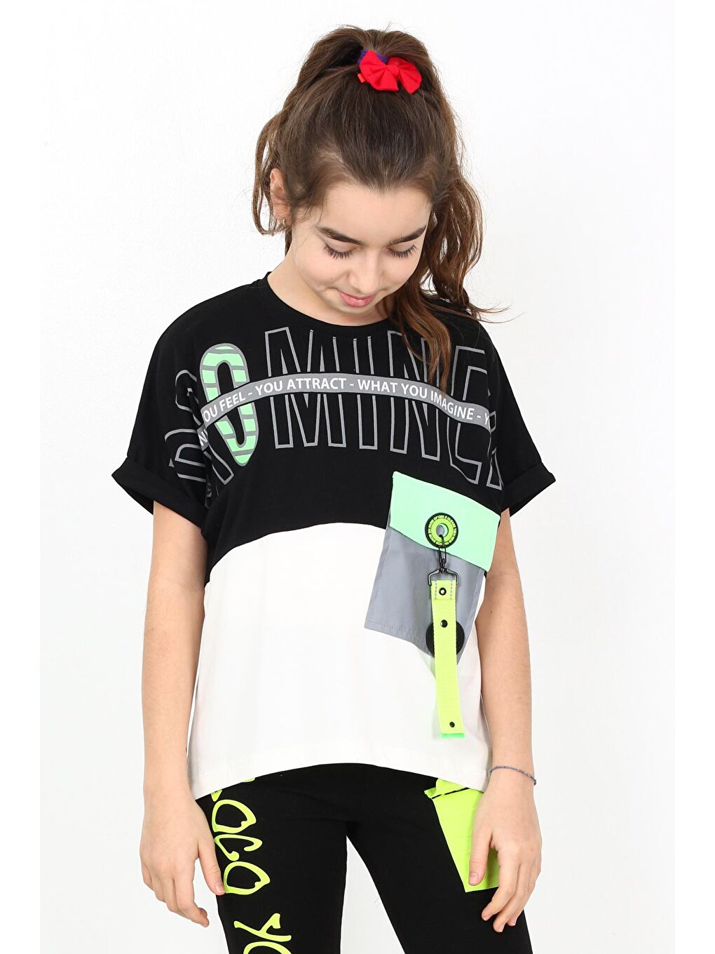 Siyah Kız Çocuk Cepli Tshirt 10-15 Yaş 14051-1