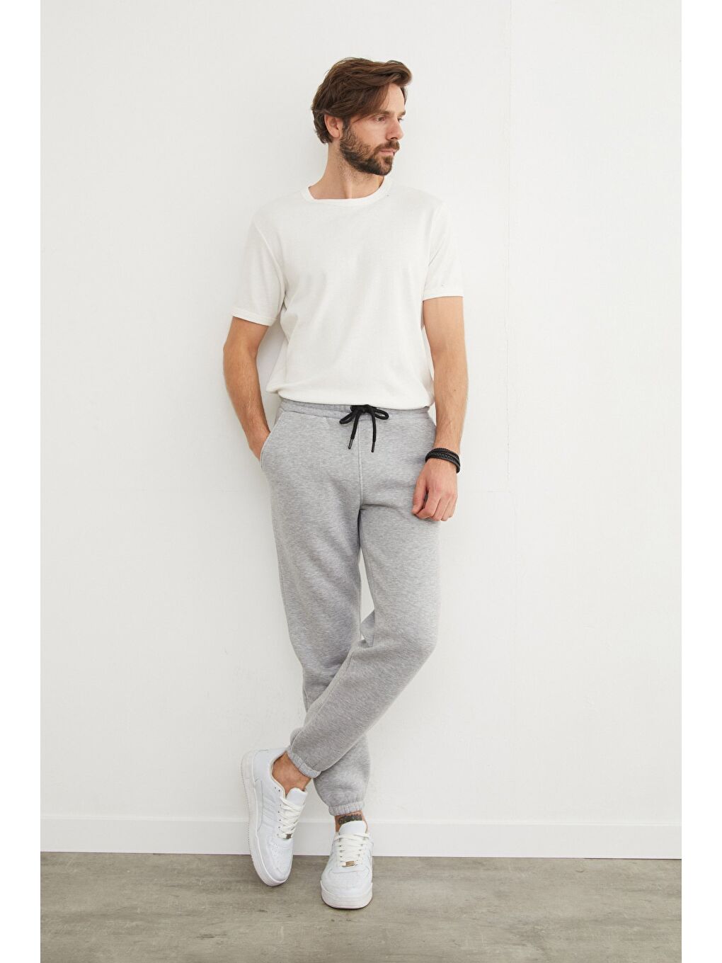 Gri 3 İplik Beli Bağlamalı Jogger Eşofman Altı-2