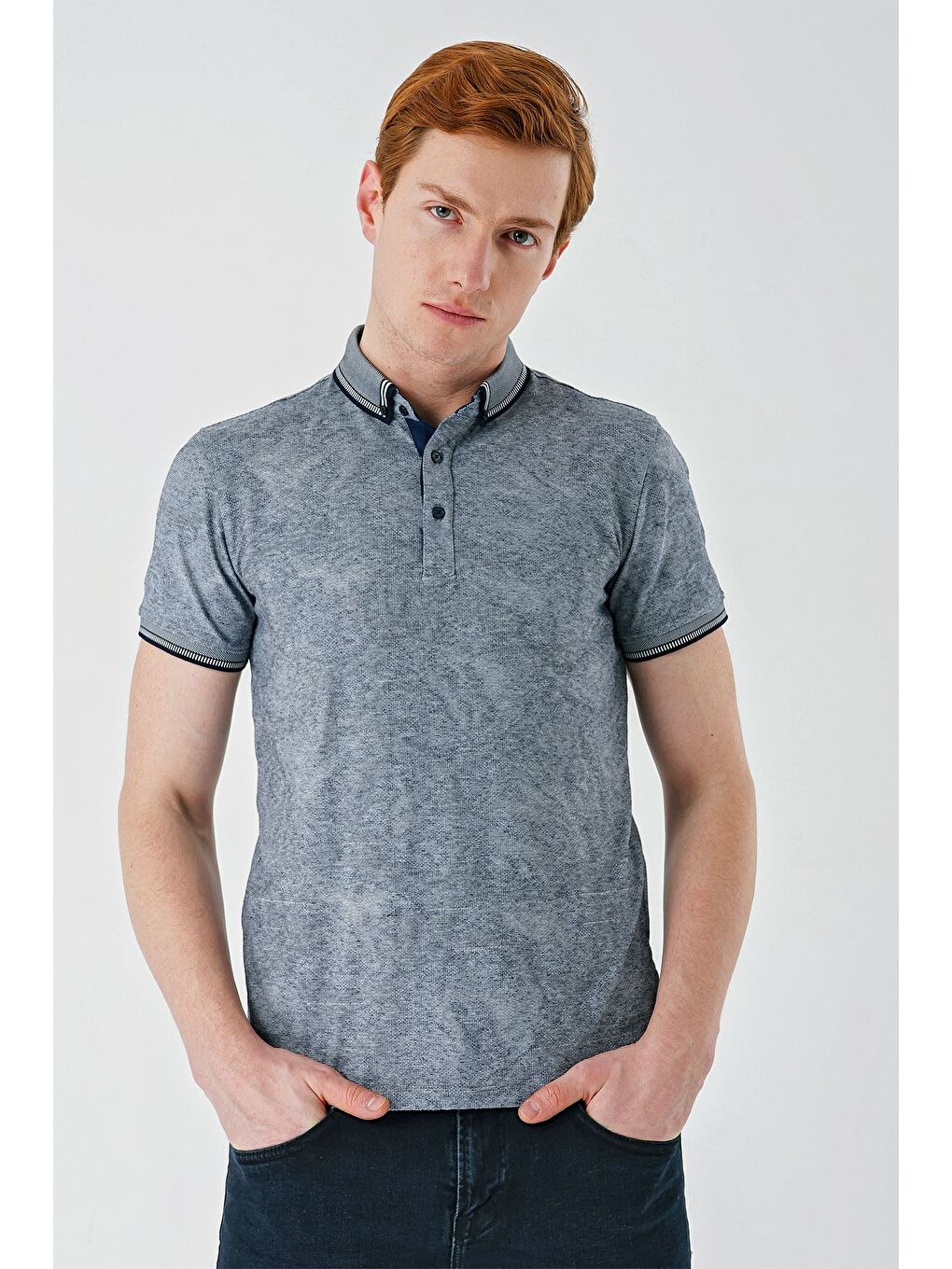 Koyu Lacivert Desenli Jakarlı Düğmeli Yaka Cepli Casual Slim Fit Dar Kesim Tişört 1011240176