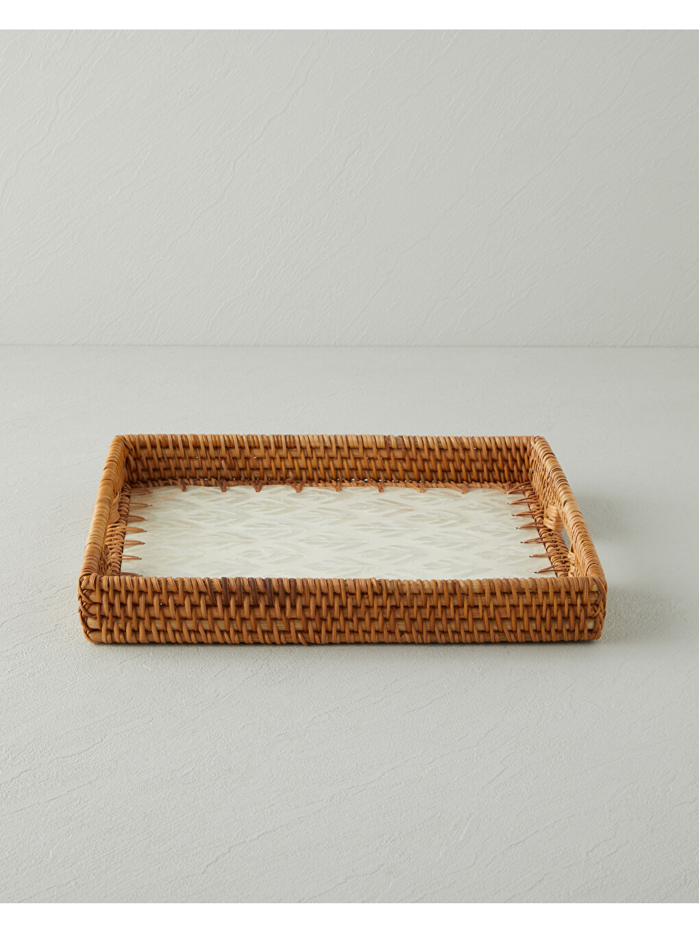 Celestine Rattan Tepsi 30x30 Cm Kahverengi