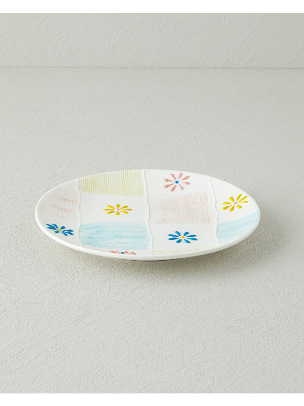 Beyaz Patchie Stoneware Pasta Tabağı 17,5 Cm Renkli