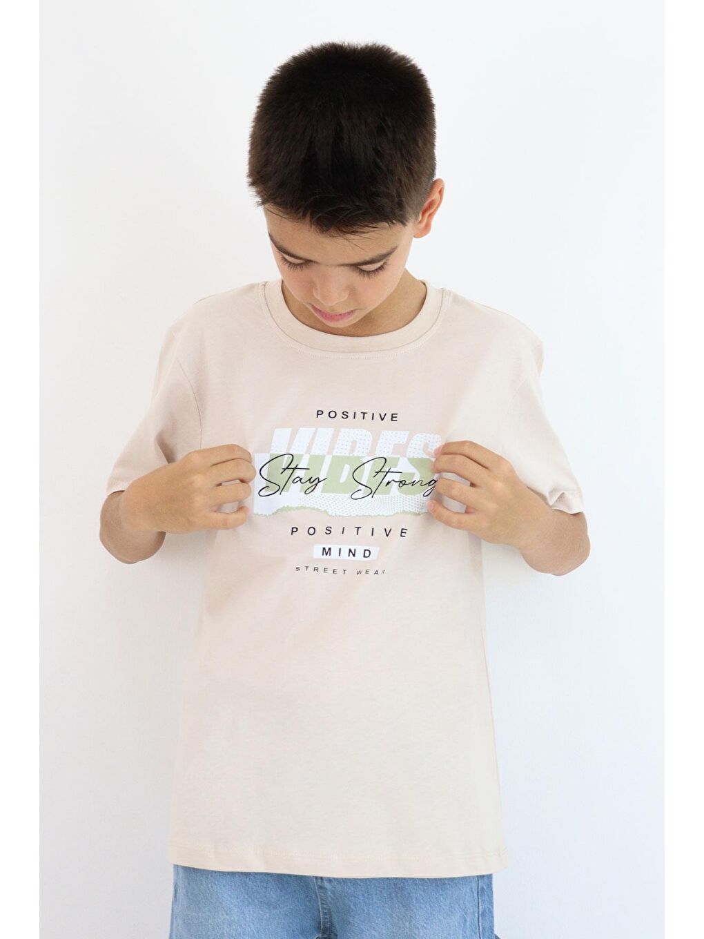 Erkek Çocuk Tişört Motivasyon Temalı & Sırt Kısmı Yazı Baskı Detaylı Bej (9-16 Yaş)-1