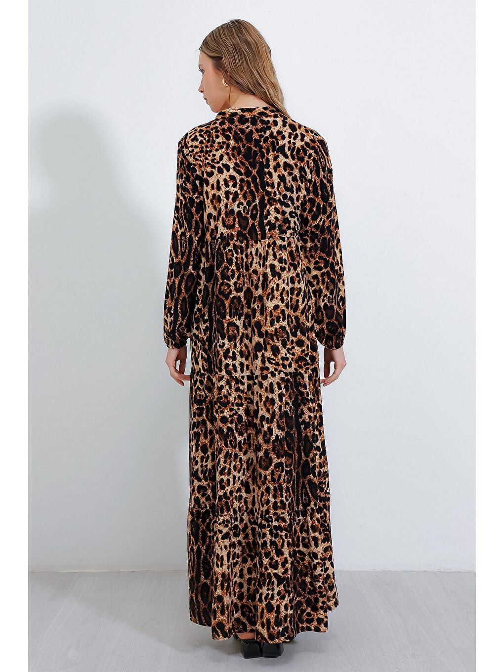 Kahverengi Kadın Kahve Bej Yaka Bağcıklı Viskon Boydan Tesettür Elbise 1627-4