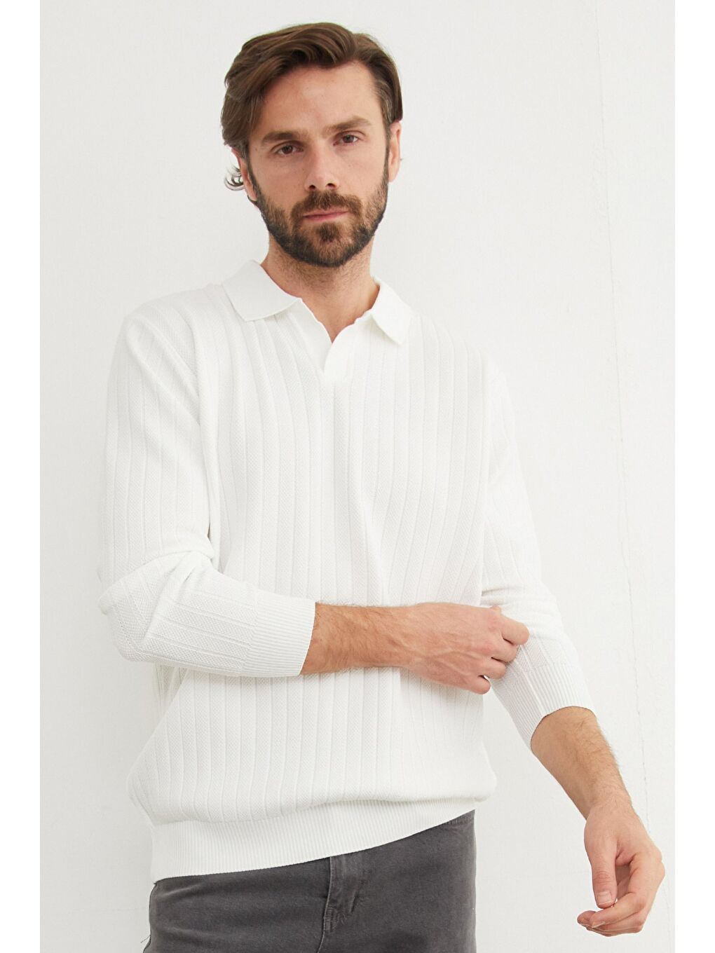 Beyaz Basic Polo Yaka Triko Kazak-1