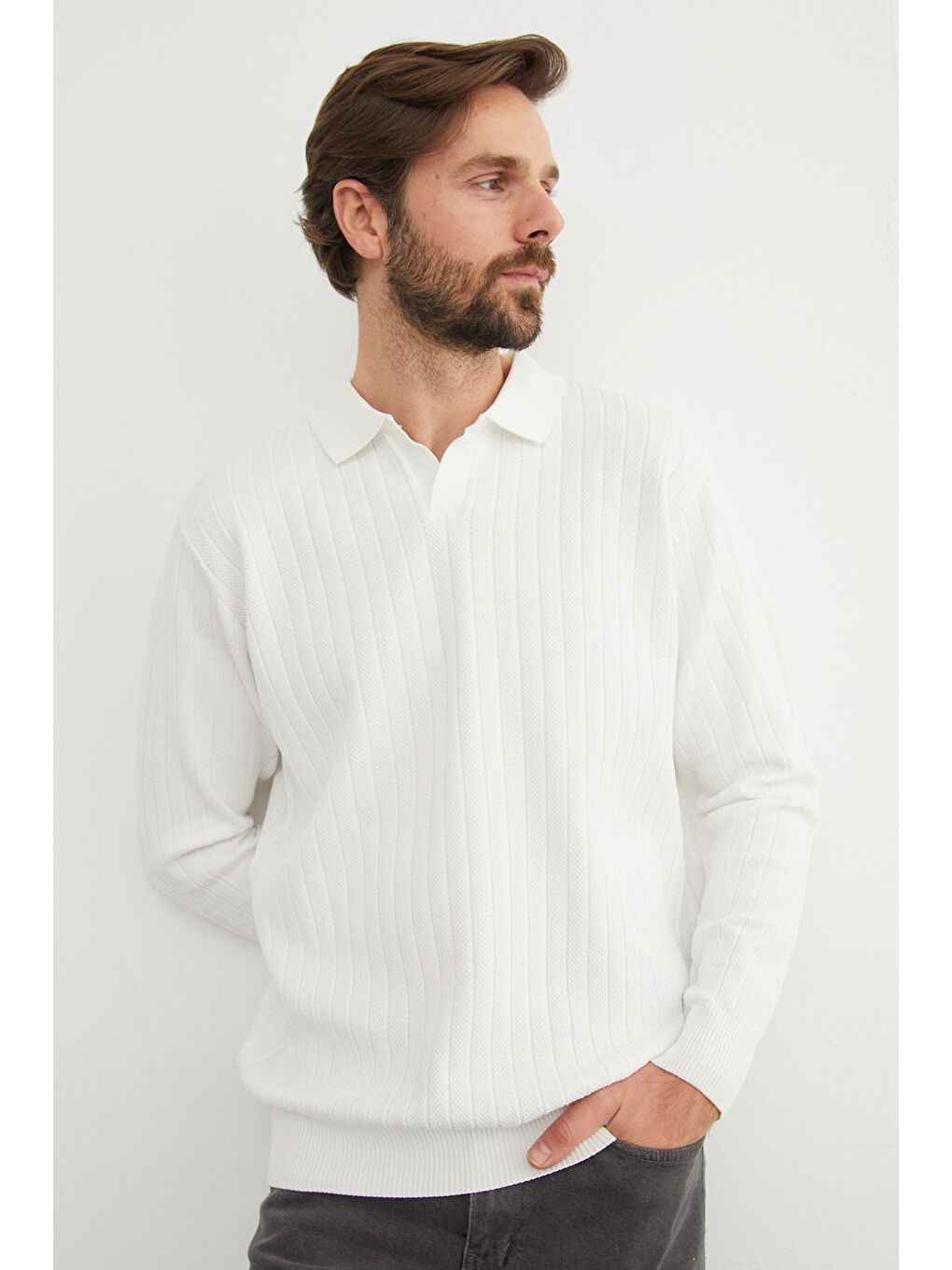 Beyaz Basic Polo Yaka Triko Kazak-3