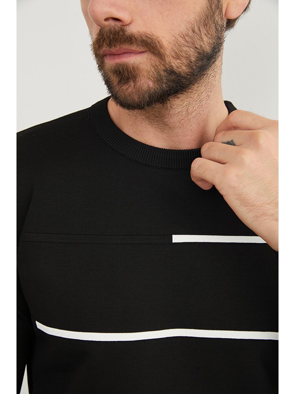 Siyah Baskılı Bisiklet Yaka Sweatshirt-4