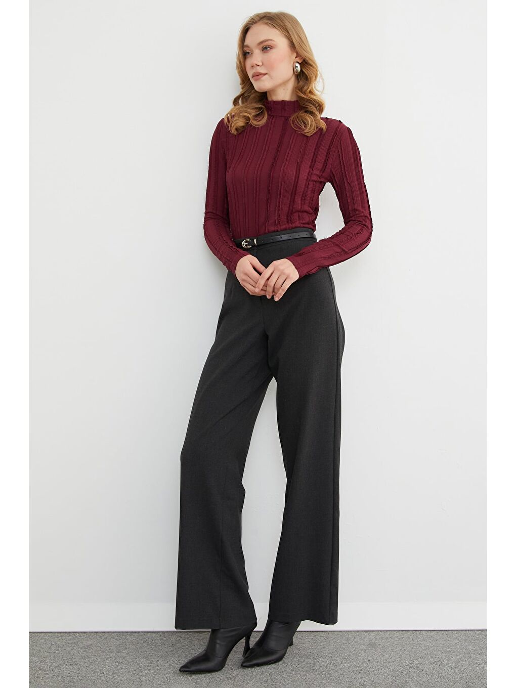 Bordo Krep Kumaş Dik Yaka Bluz-2