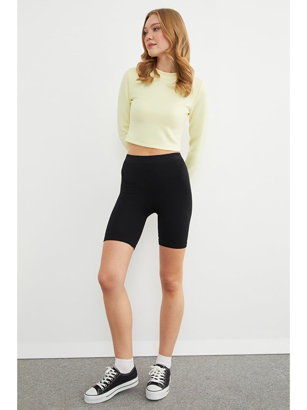 Sarı Basic Bisiklet Yaka Parmak Geçmeli Crop Bluz-4