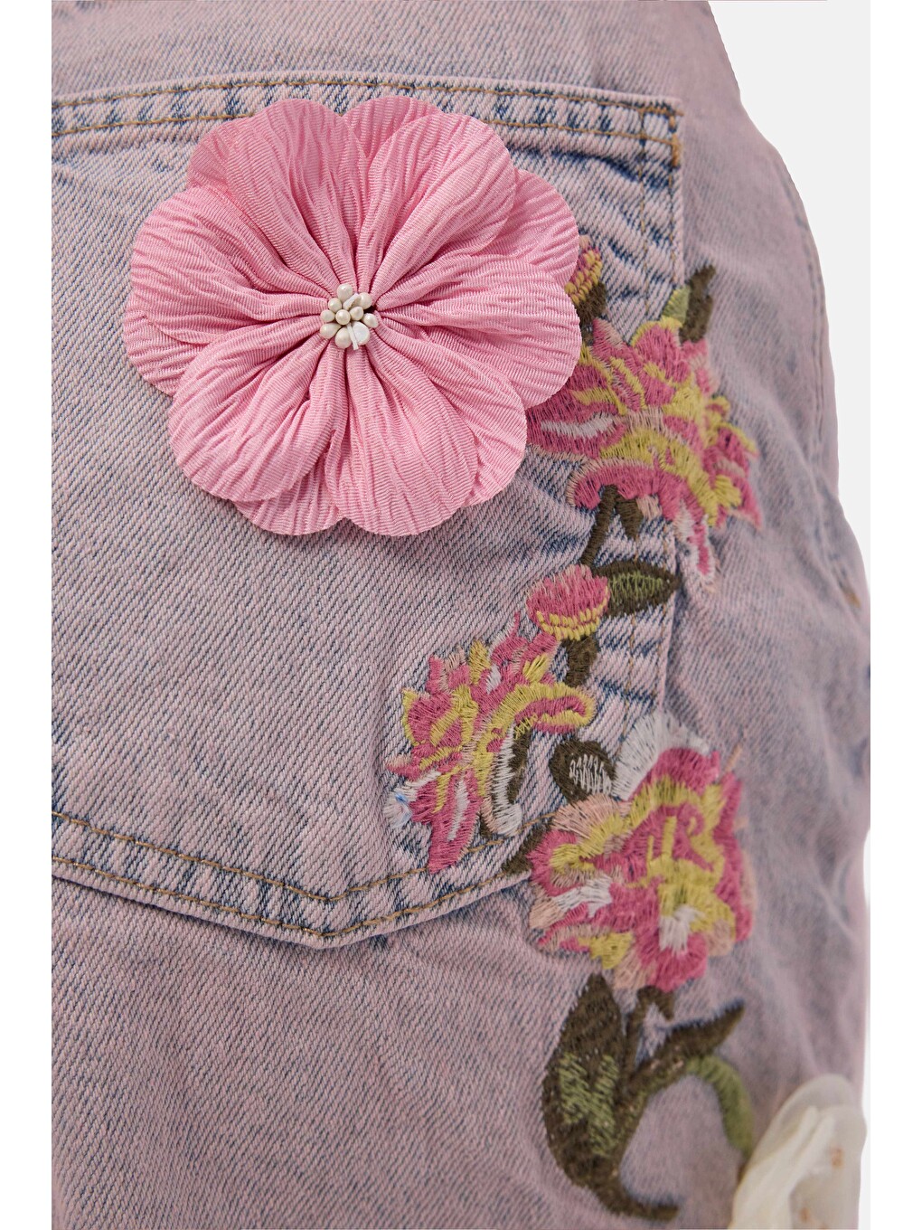 Kadın Jean Pembe 4s6-89 Mom Relax Gül ve Nakış Detaylı Özel Tasarım Denim Şort-4