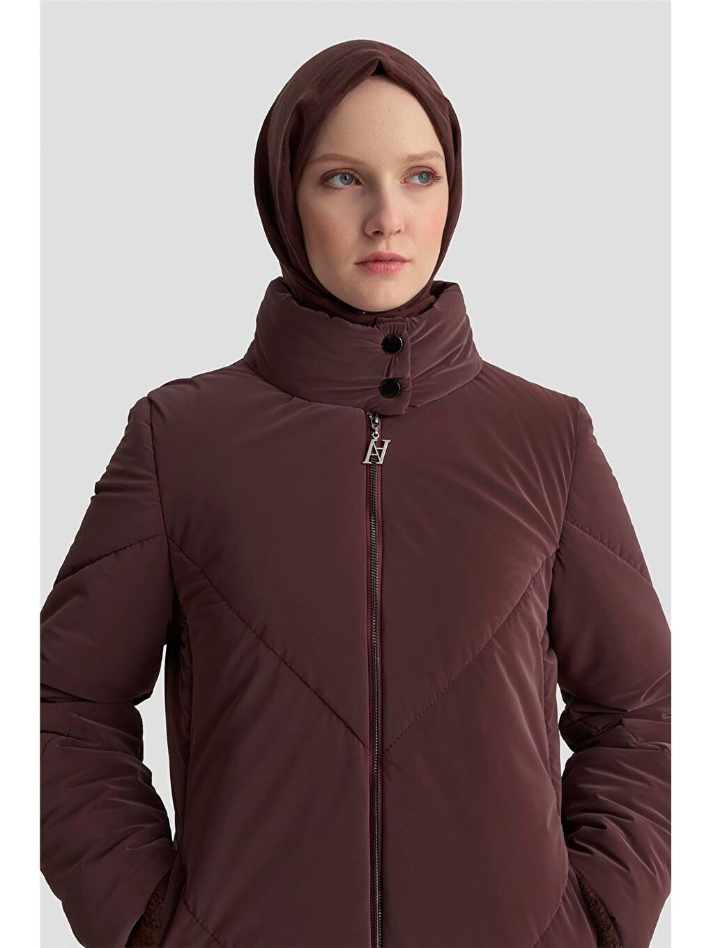 Kapitone Mont 25K7928 Bordo-3