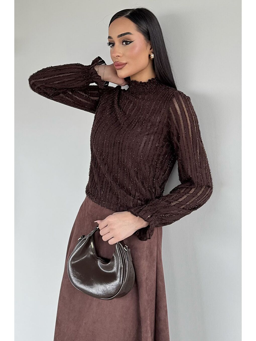 Kahverengi Kadın Dik Yaka Işıltılı Bluz-2