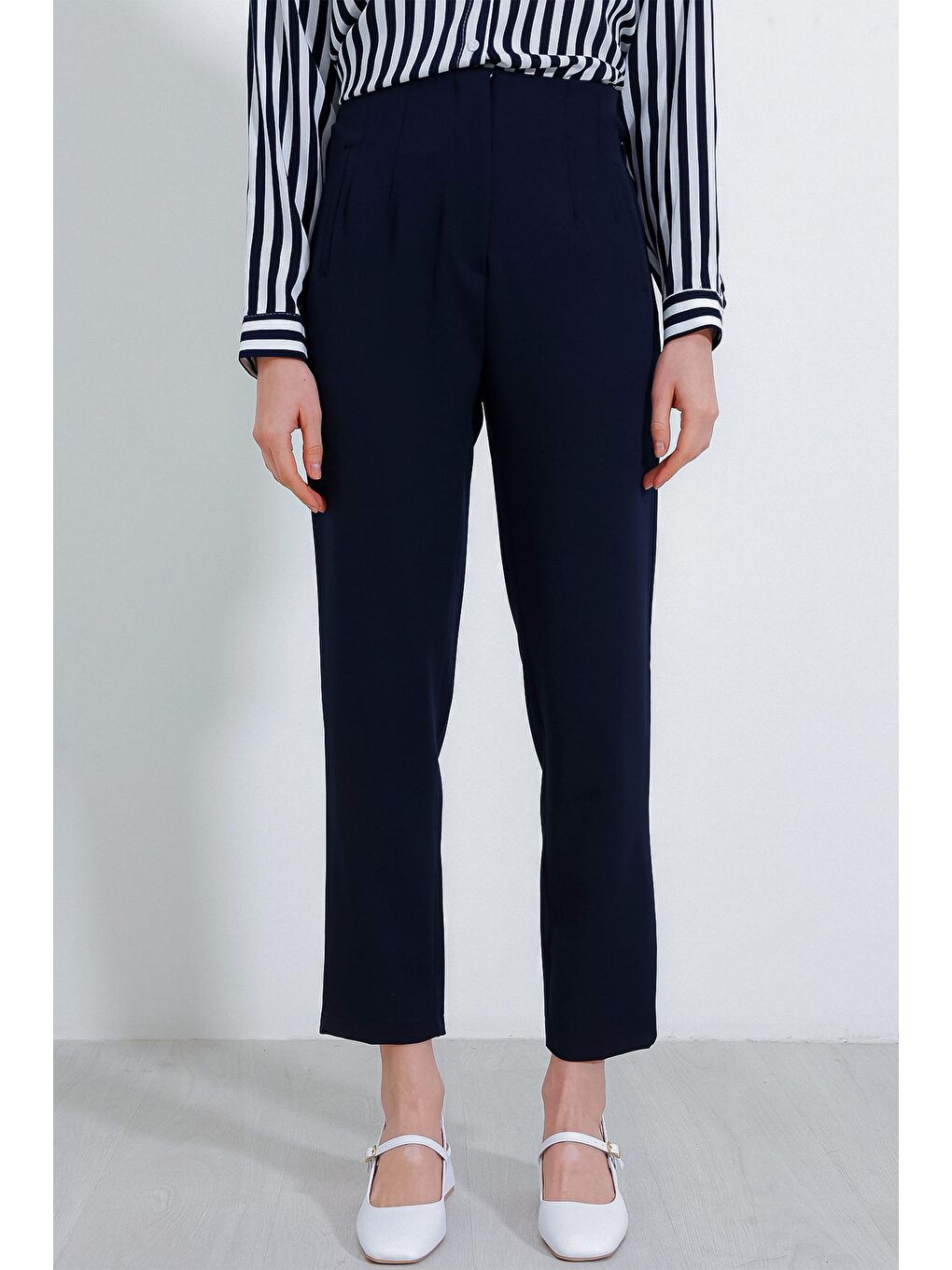 Kadın Lacivert Yüksek Bel Kumaş Pantolon 6650-1