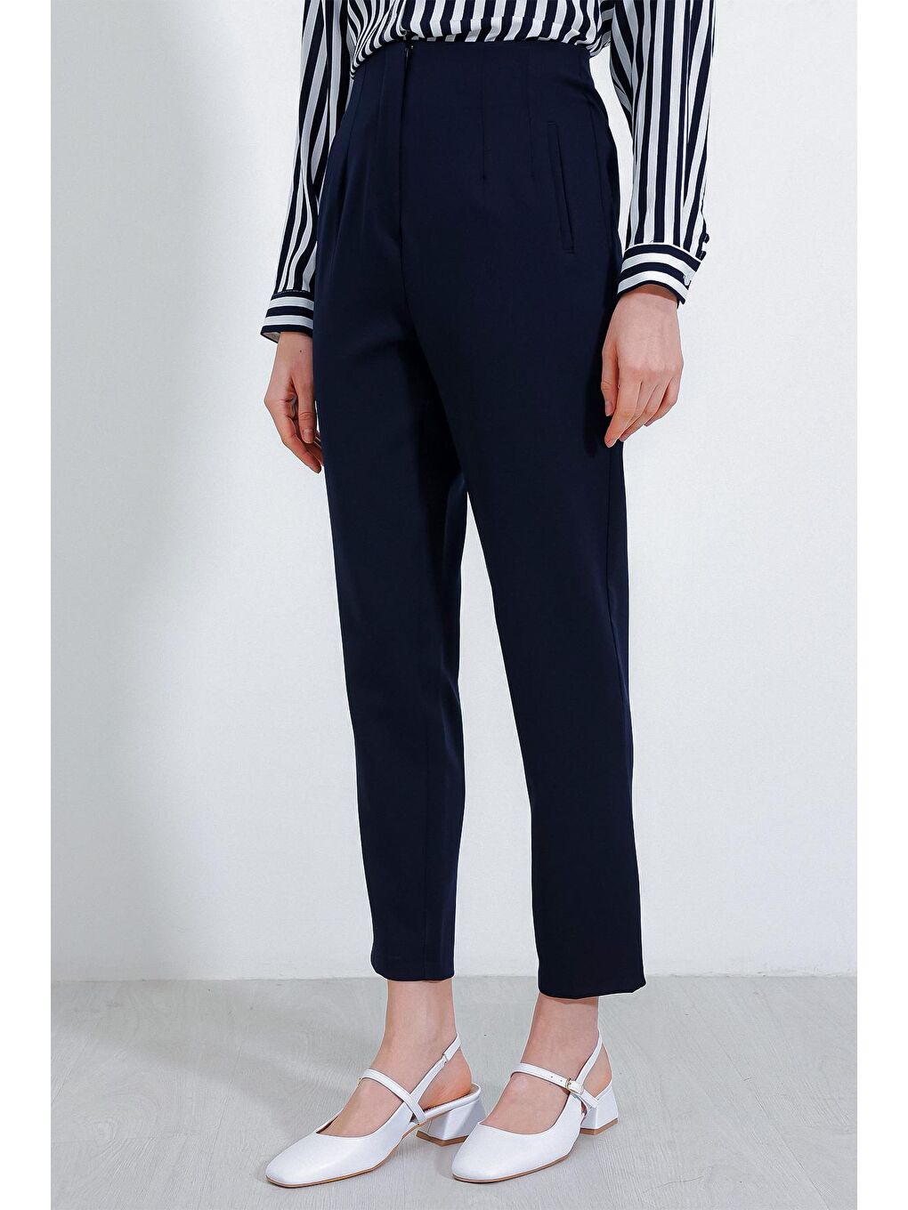 Kadın Lacivert Yüksek Bel Kumaş Pantolon 6650-2