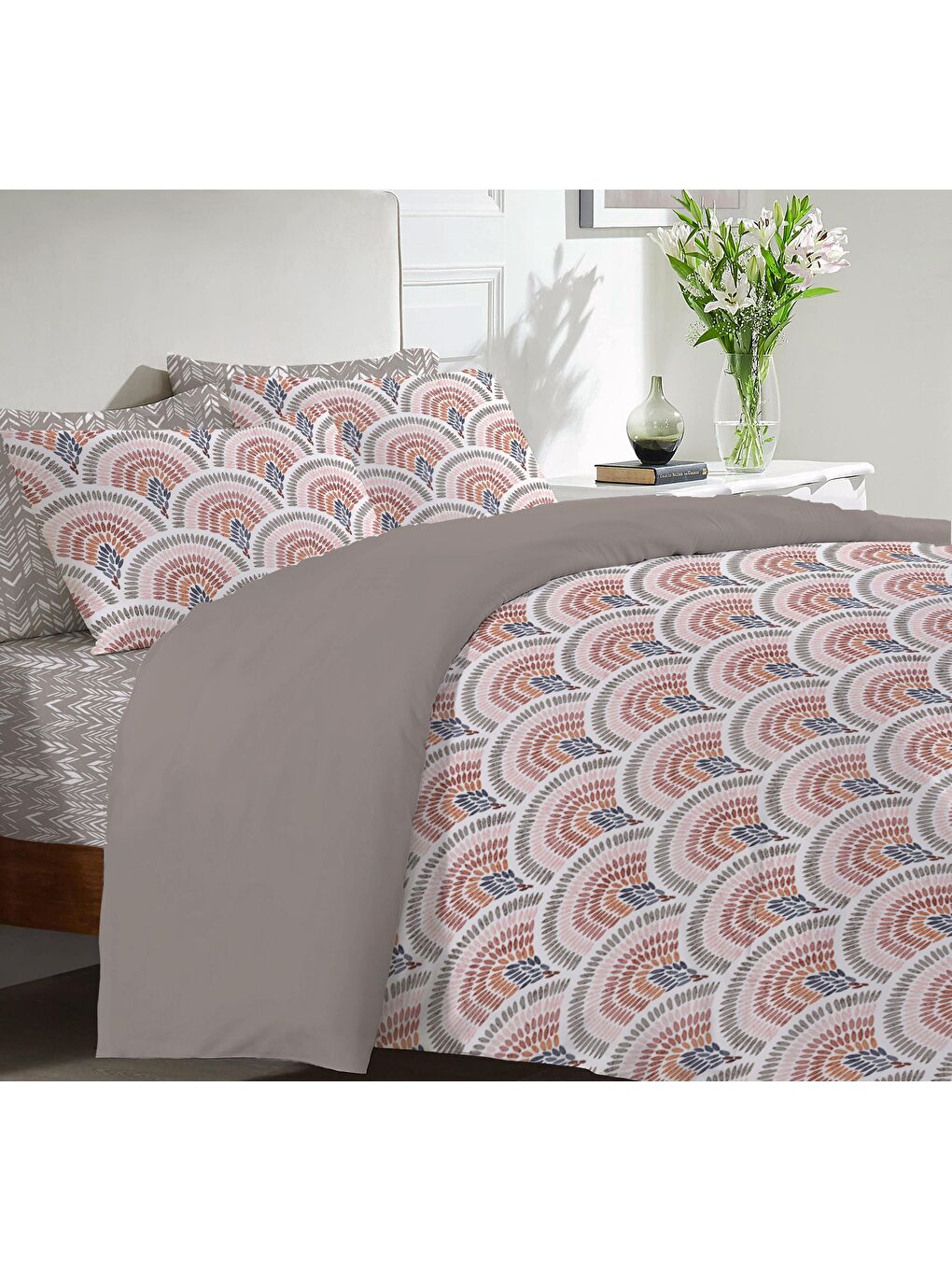 Karışık Baskılı,Desenli Çift Kişilik Nevresim Takımı (ÇARŞAFSIZ) 200x220 cm-1