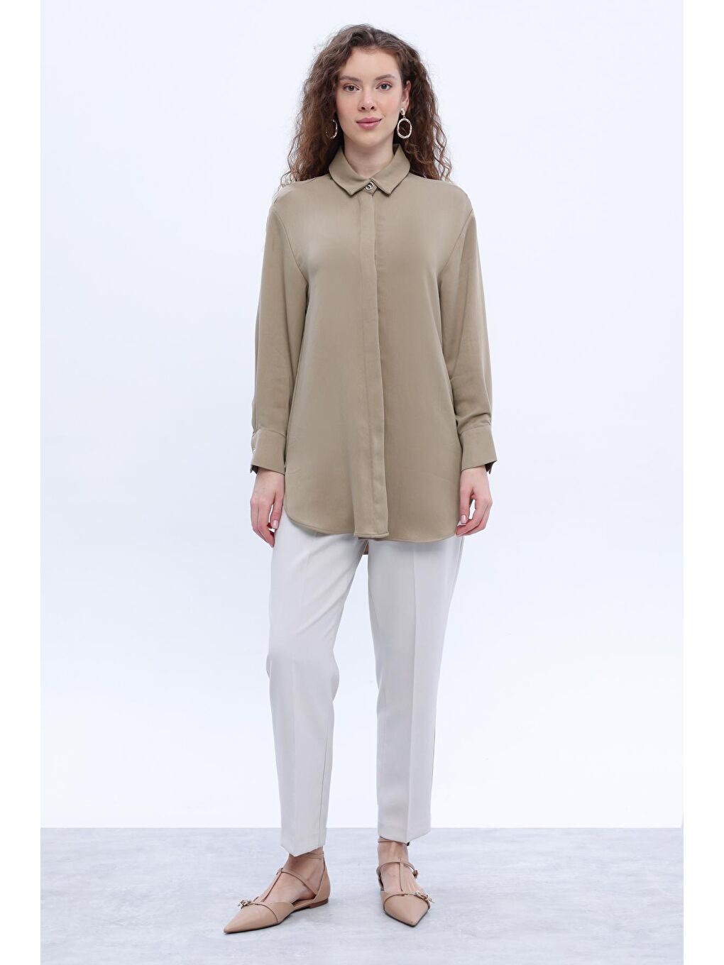 Bej Vizon Gizli Patlı Metal Düğmeli Gömlek Tunik-1