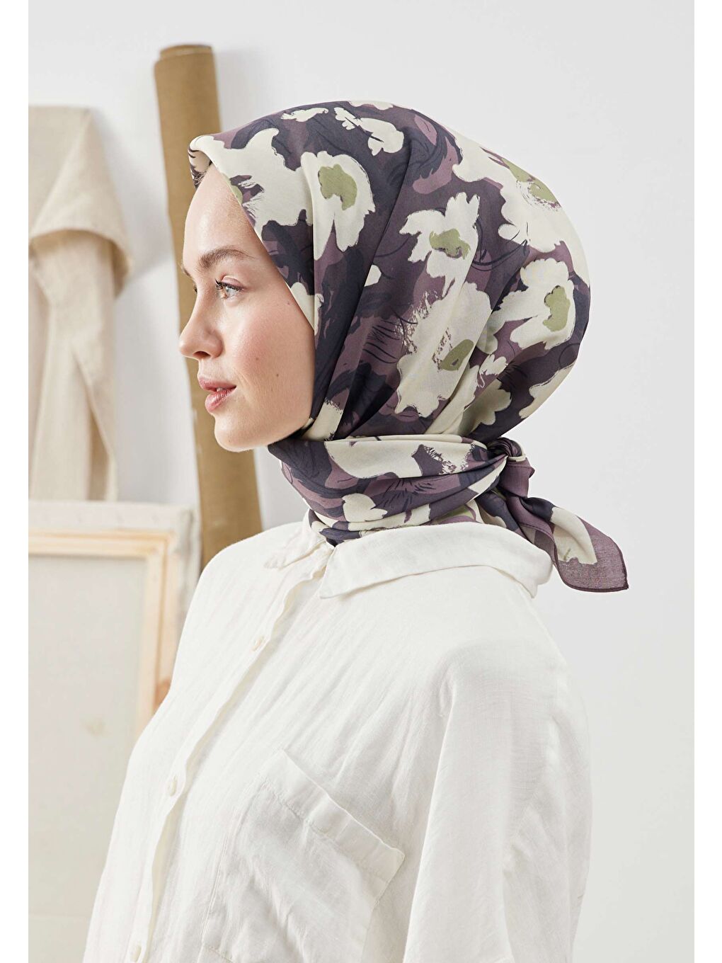 Multı Flower Desen Pamuk İpek Eşarp Mürdüm-2