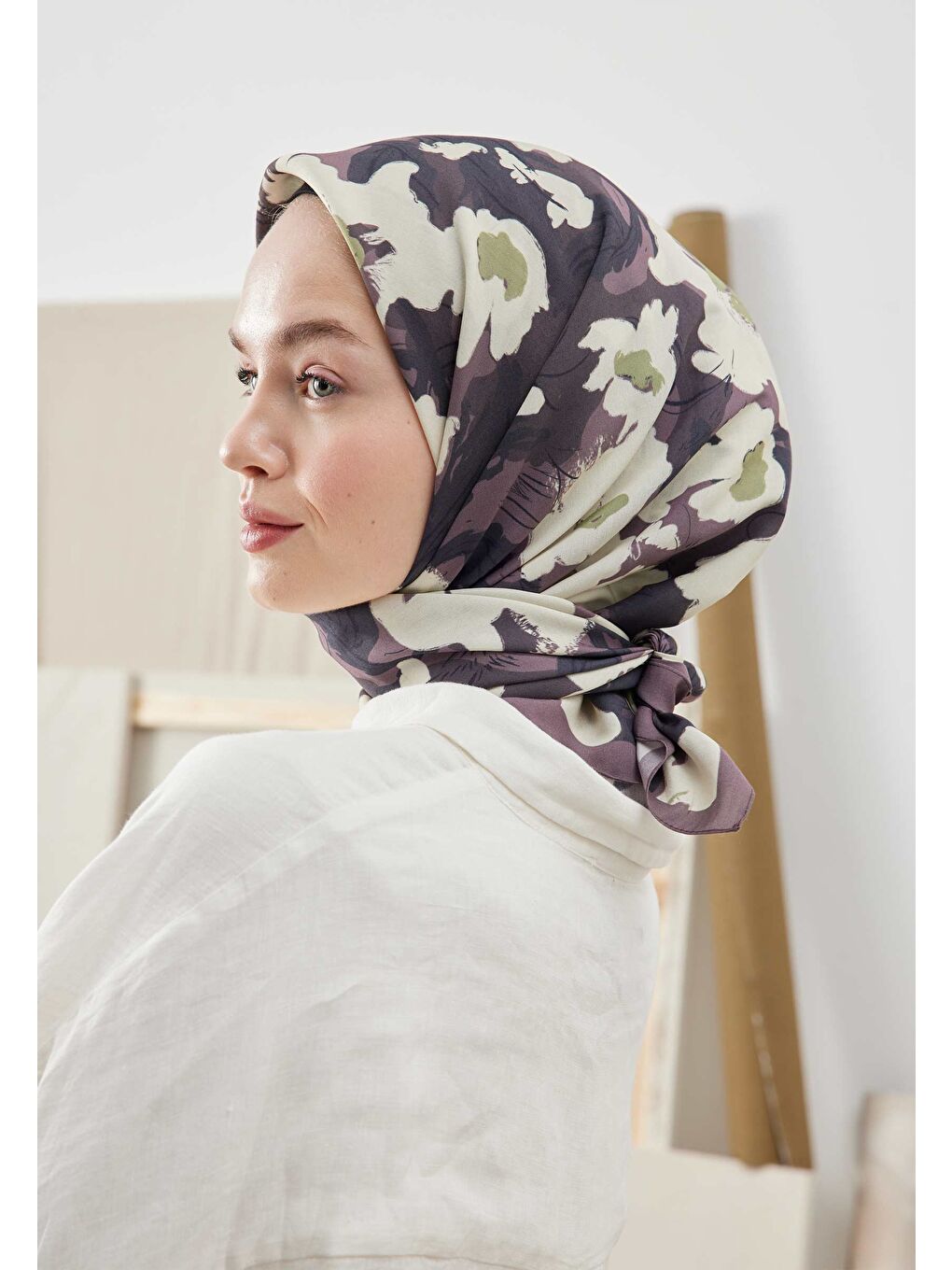 Multı Flower Desen Pamuk İpek Eşarp Mürdüm-3