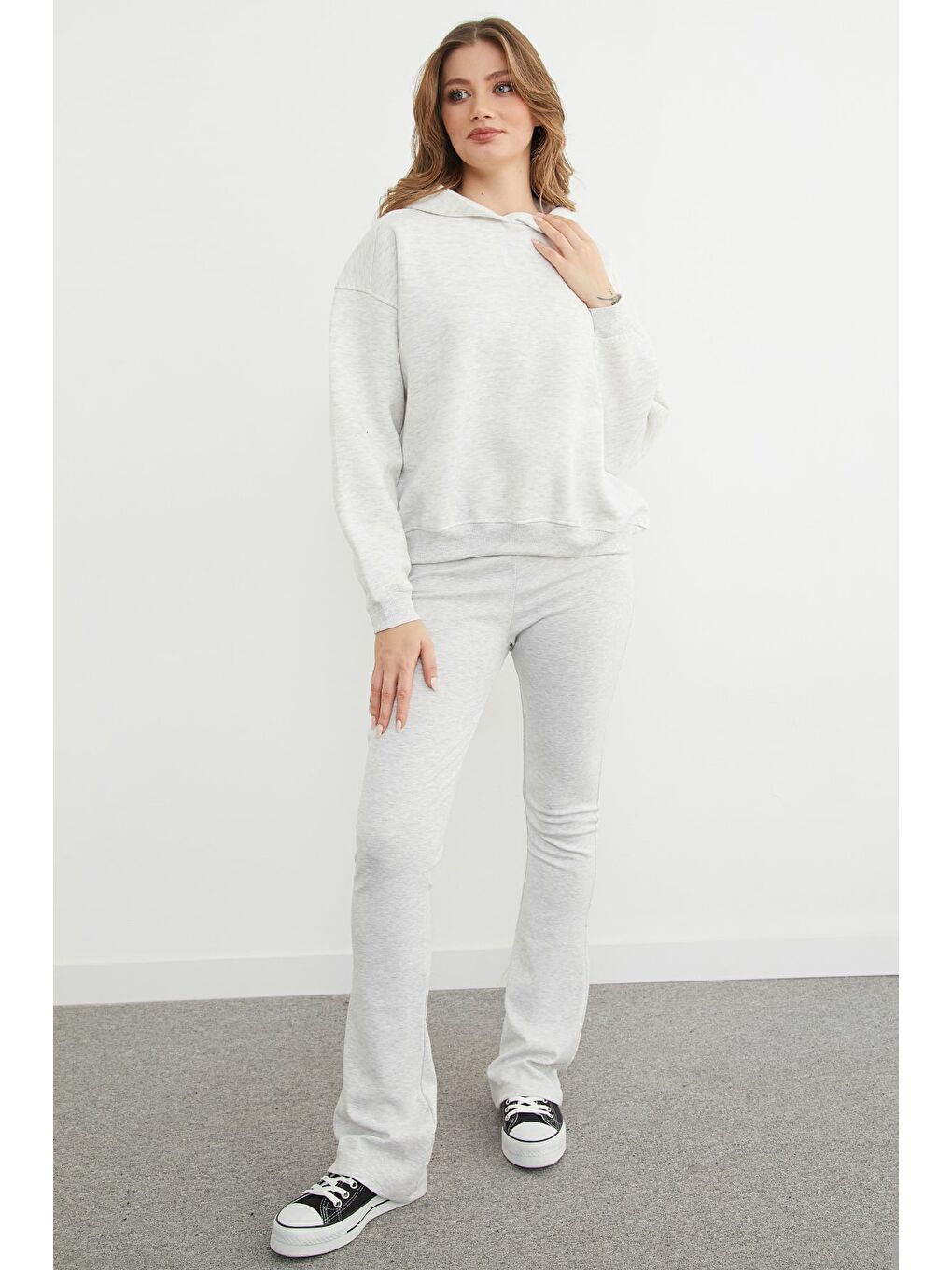 Gri 3 İplik Kapüşonlu Oversize Sweatshirt-4