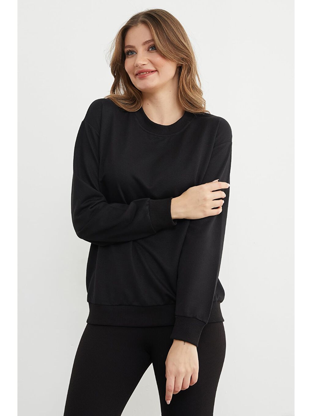 Siyah Basic Bisiklet Yaka Sweatshirt-4