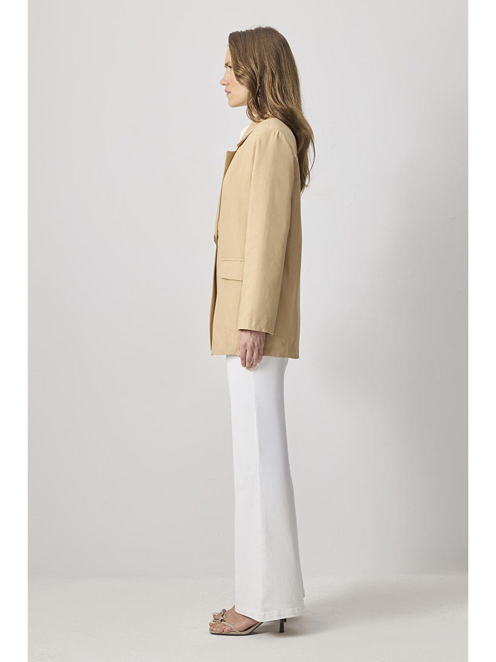 Bej Metal Düğmeli Blazer Ceket-1