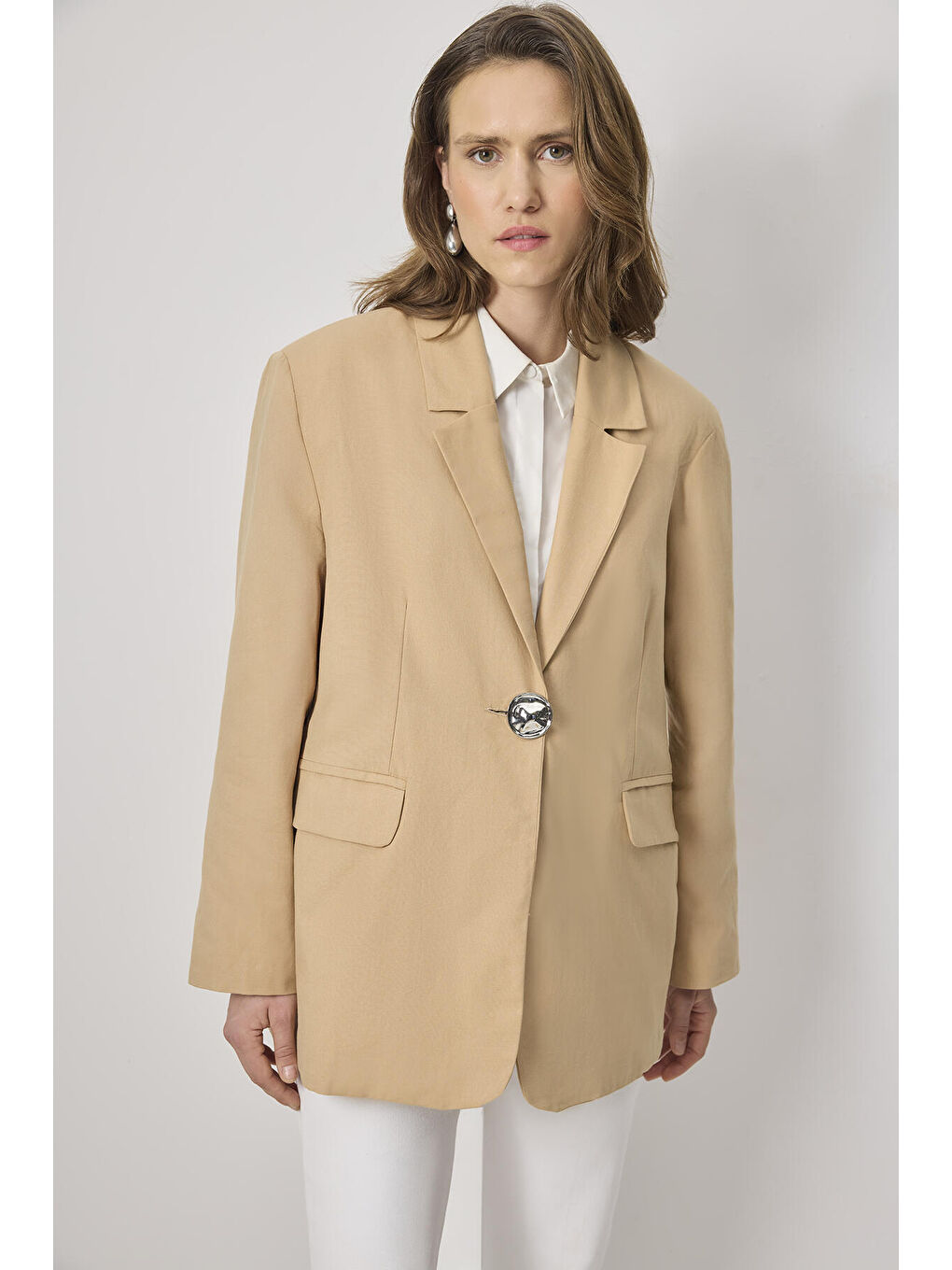 Bej Metal Düğmeli Blazer Ceket-3