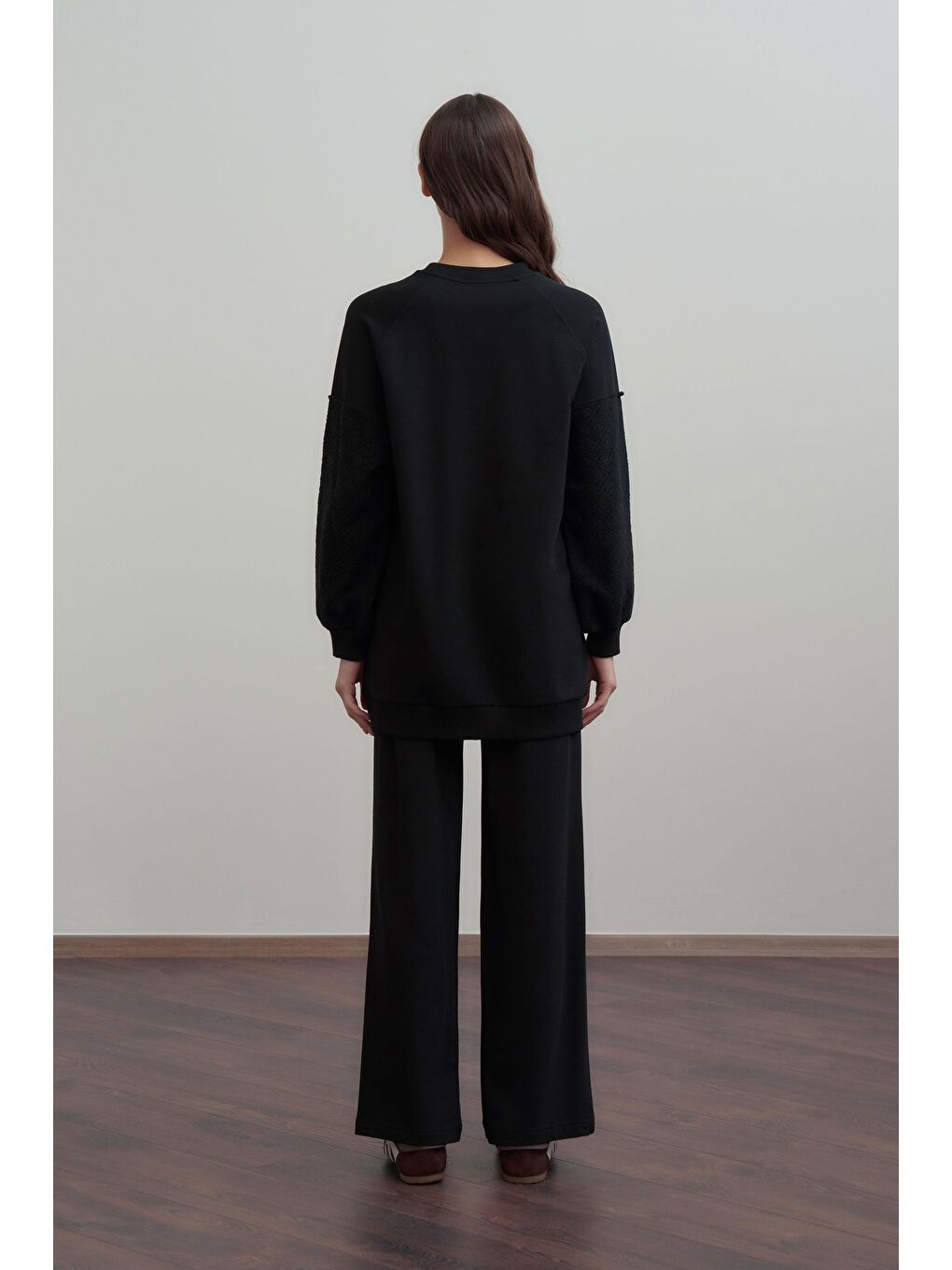 Siyah-Pamuklu Dantel Garnili Eşofman Takımı-2