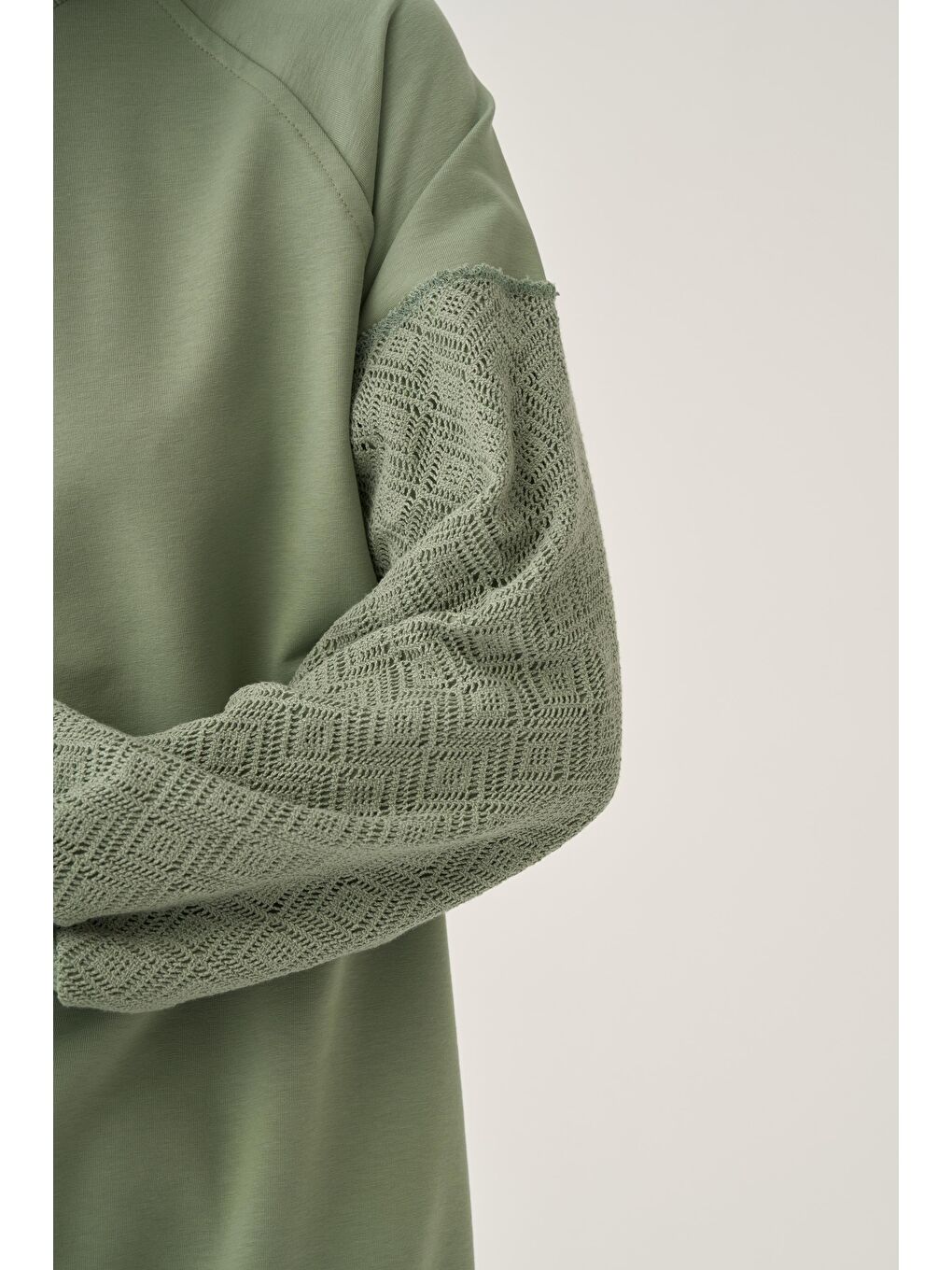 Yeşil Defne-Pamuklu Dantel Garnili Eşofman Takımı-4