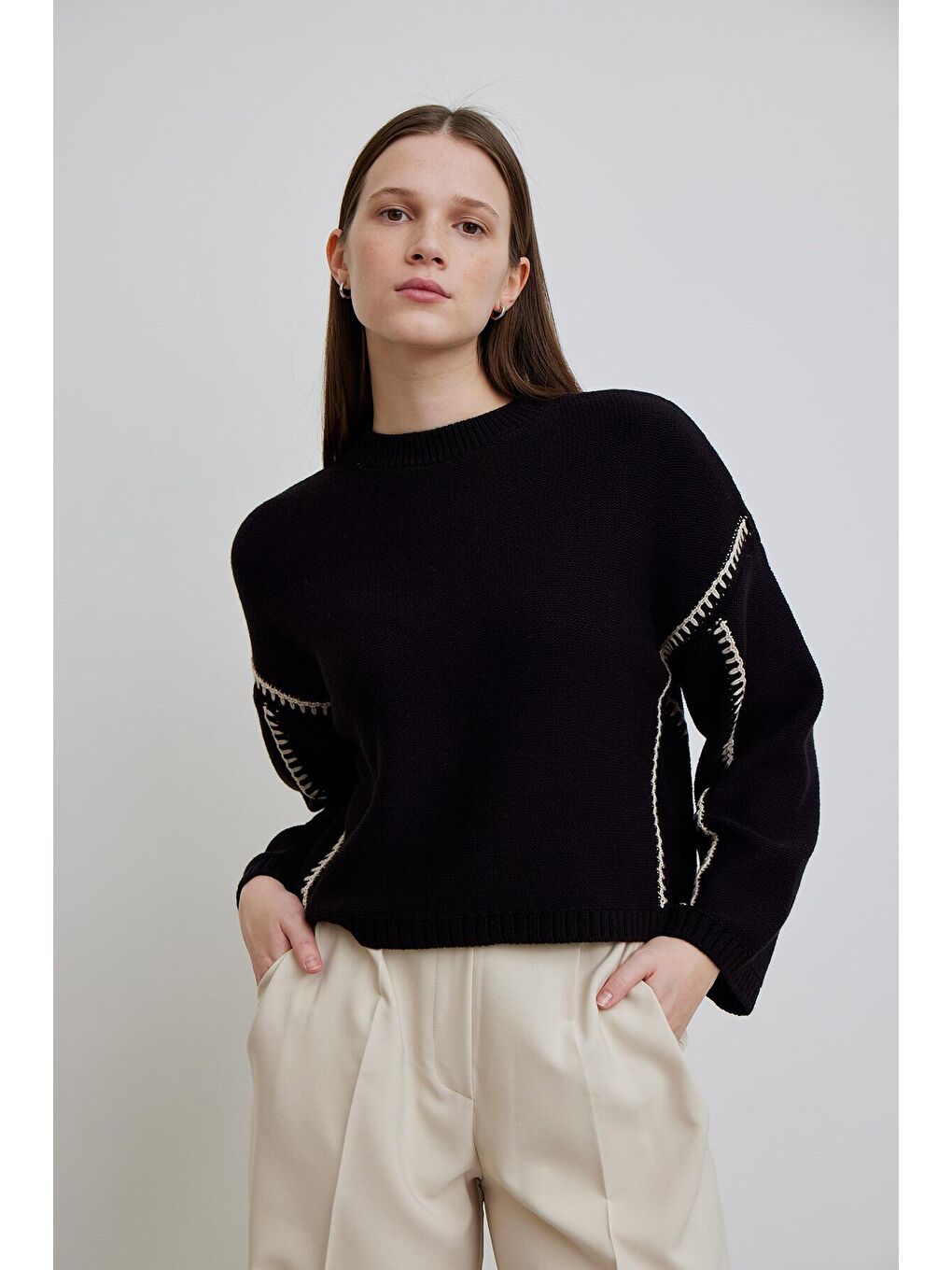 Nakışlı Pamuklu Kazak Siyah