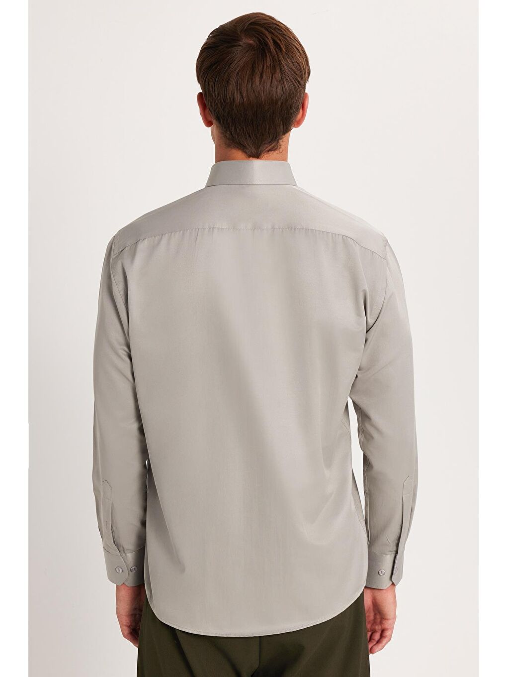 Erkek Regular Fit Klasik Kesim Pamuklu Düz Gri Gömlek-4