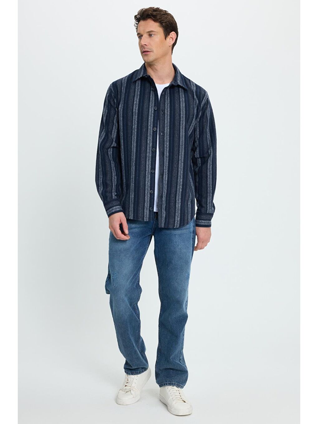 Antrasit Erkek Relax Fit Rahat Kesim Spor Yaka Çizgili Oduncu Gömlek-3