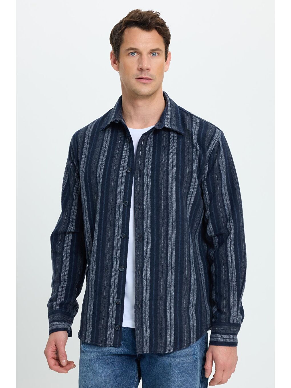 Antrasit Erkek Relax Fit Rahat Kesim Spor Yaka Çizgili Oduncu Gömlek-4