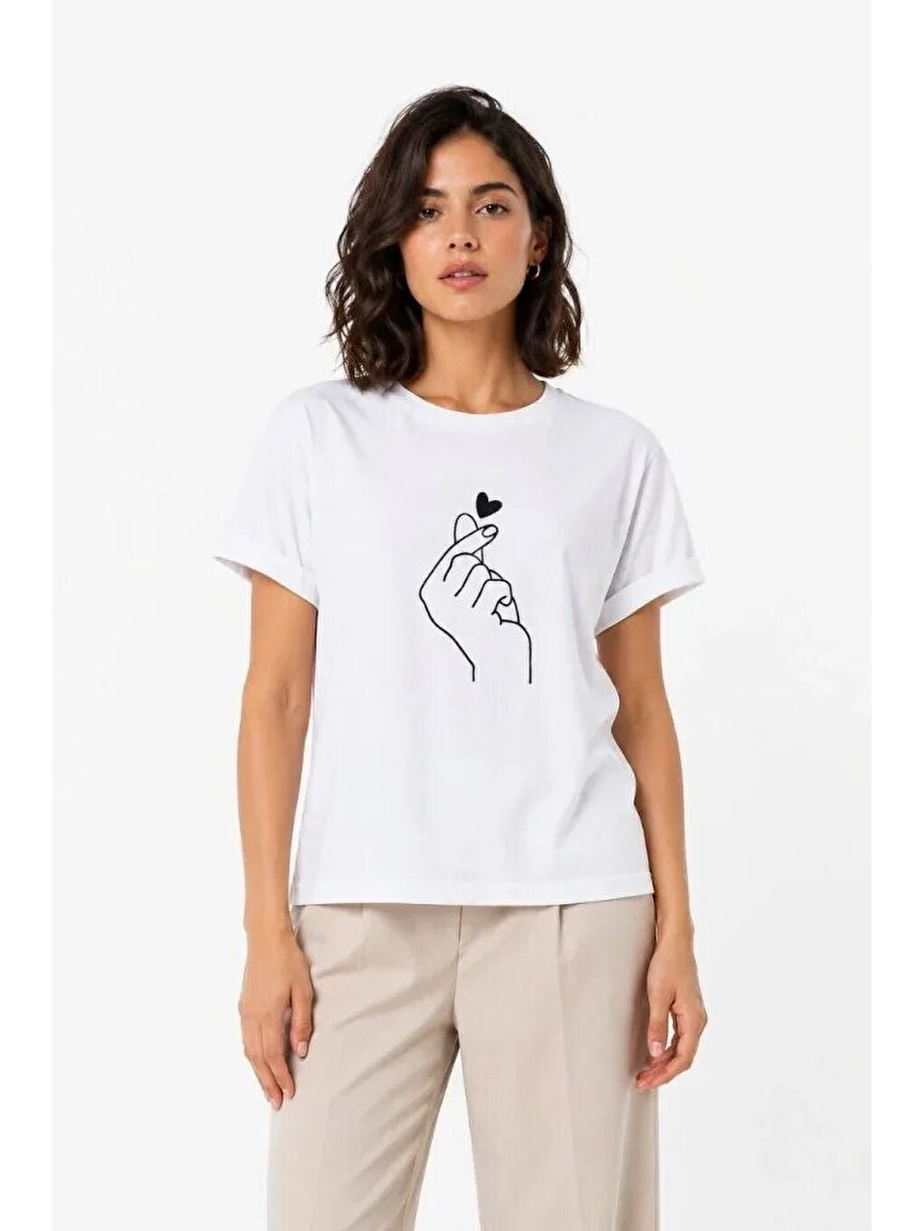 Kore Parmak Kalp Aşk Temalı Minimal Baskılı Tişört Yazlık Kısa Kol T-Shirt - Beyaz-1