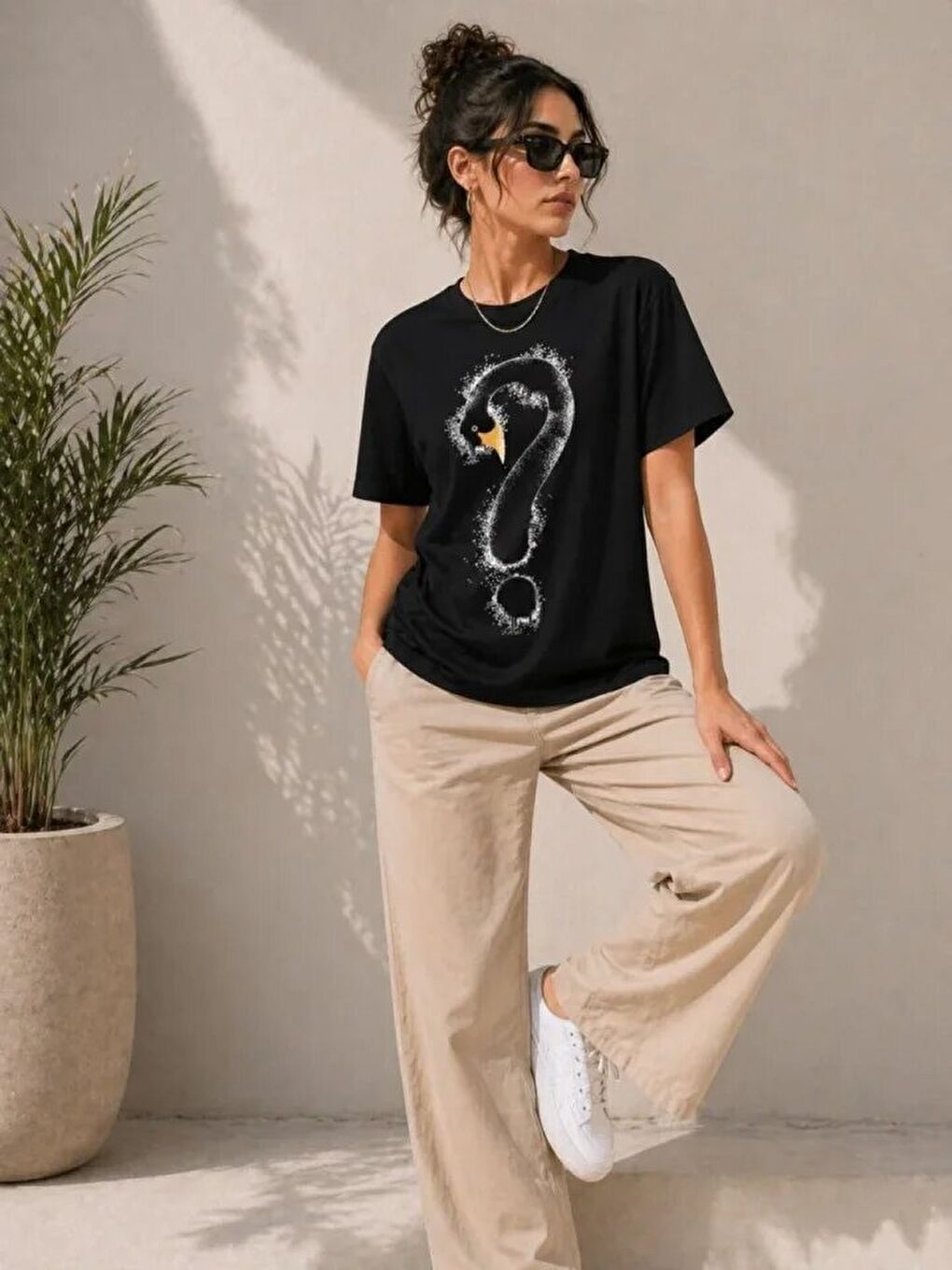 Kuğu Figürlü Soru İşareti Baskılı Tişört Kısa Kol T-Shirt - Siyah-2