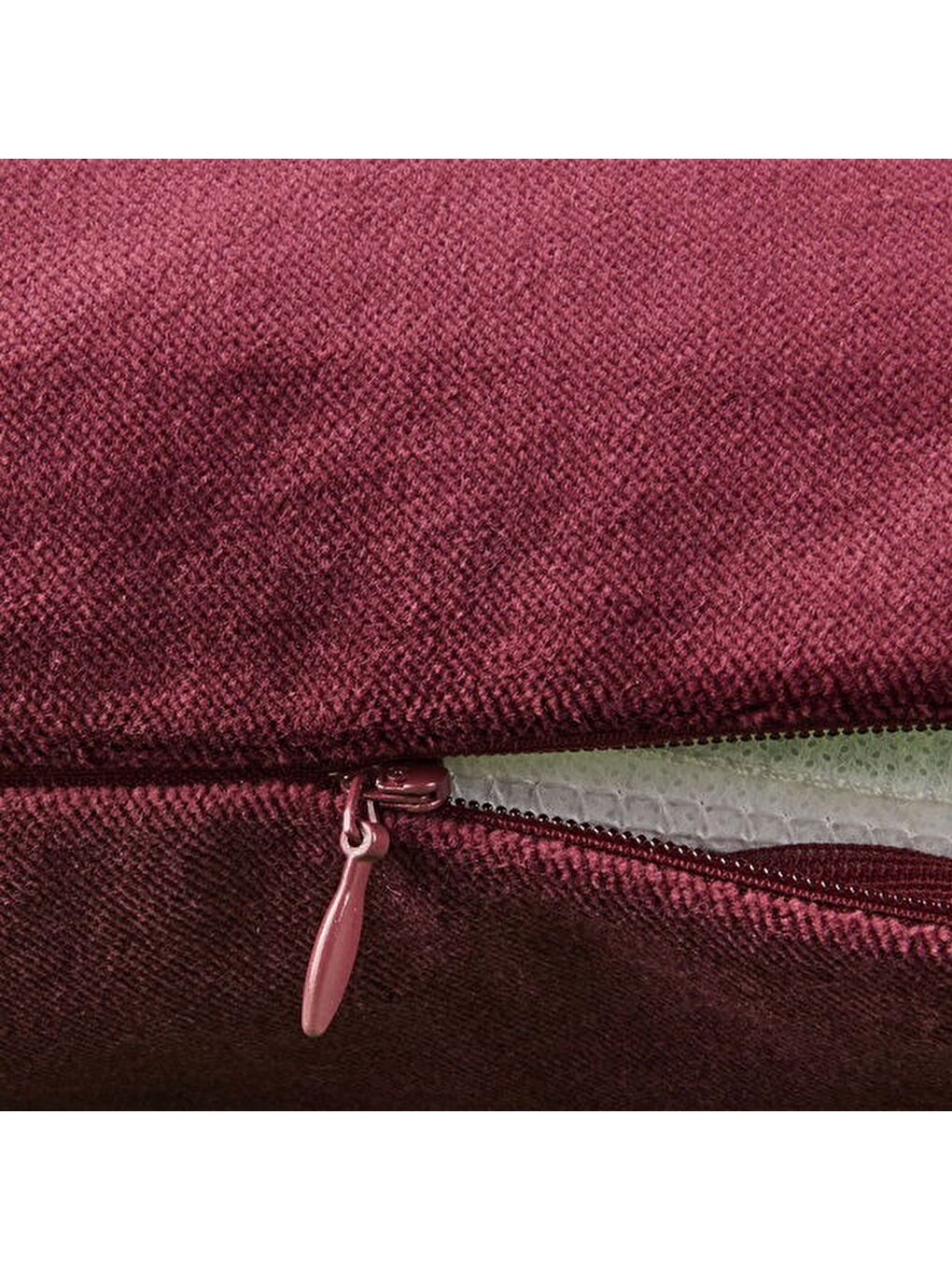 Soft Shiney Kırlent - Mürdüm - 40x40 cm-1