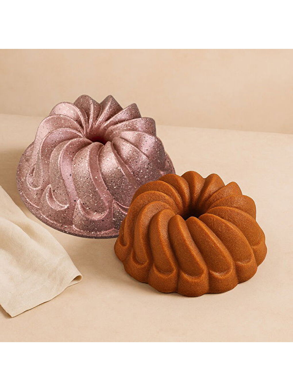 Kitchen Nirvana Girdap Kek Kalıbı - Pembe - 24 cm