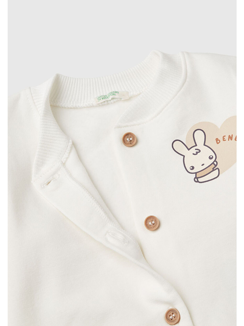 Bebek Beyaz Sol Göğsü Su Bazlı Baskılı Düğmeli Sweatshirt