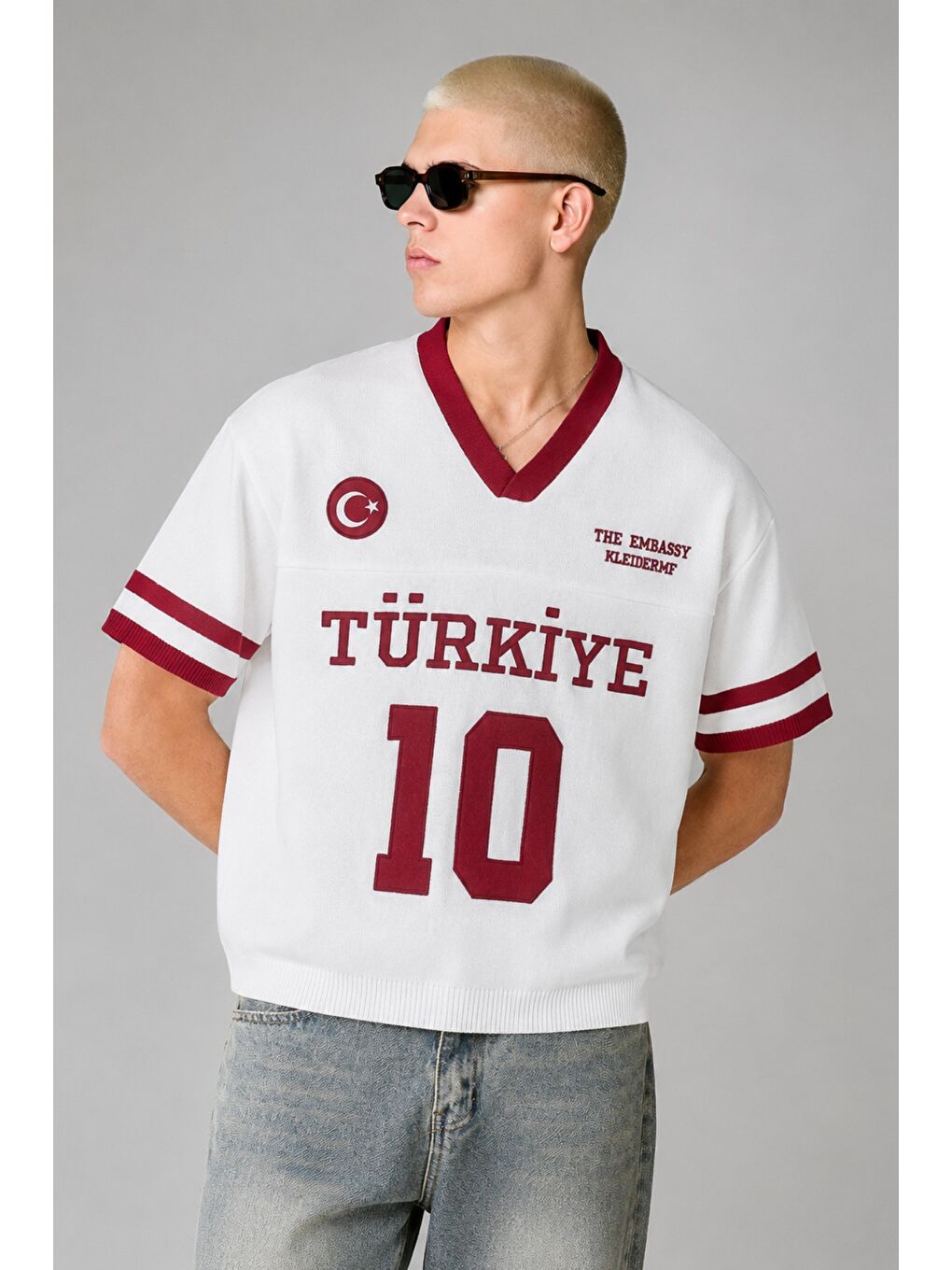 Beyaz Erkek Argentina Nakışlı Oversize V Yaka Triko T-Shirt
