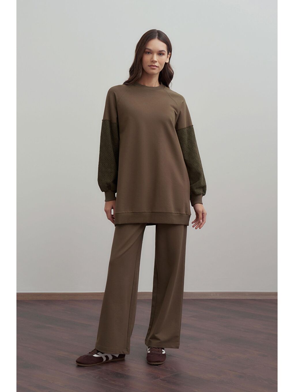 Haki-Pamuklu Dantel Garnili Eşofman Takımı