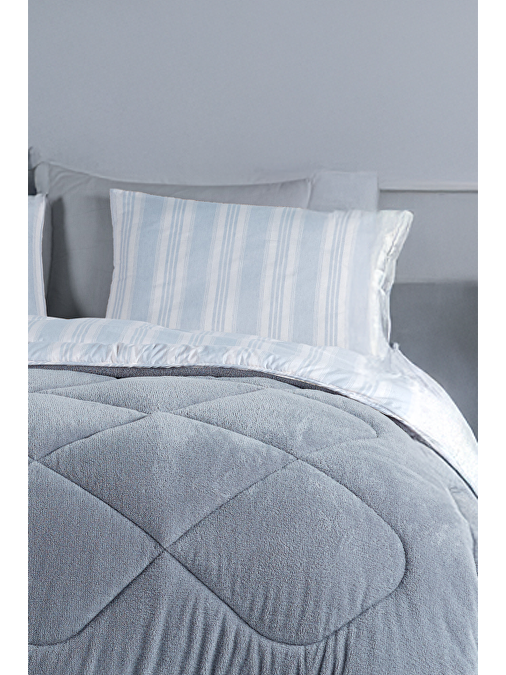 Comfort Set Yeni Nesil Wellsoft Yorganlı 3 Parça Çift Kişilik Soft Line Gri-2