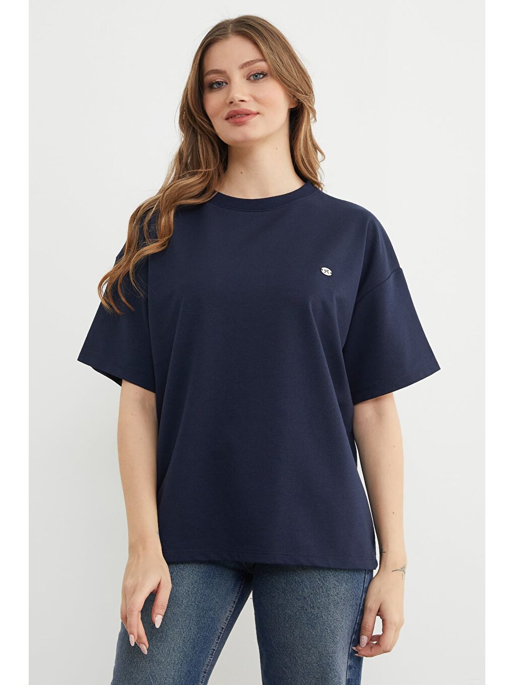 Lacivert Fiyonk Aksesuarlı Bisiklet Yaka Oversize Tişört-3