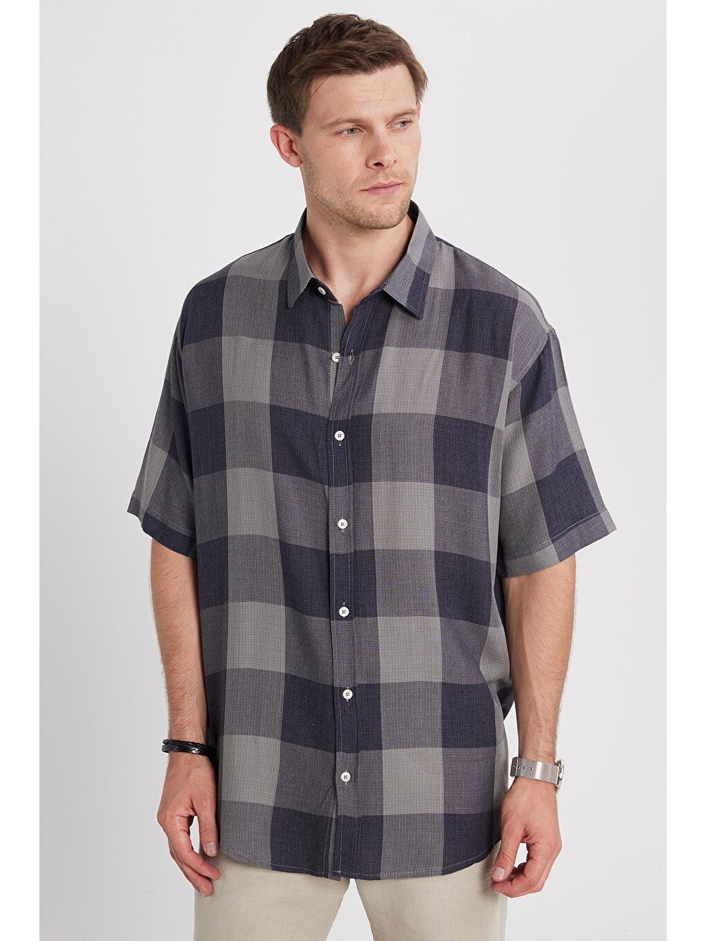 Karışık Erkek Relax Fit Rahat Kesim Spor Yaka Kısa Kollu Viskon Kareli Gömlek-3