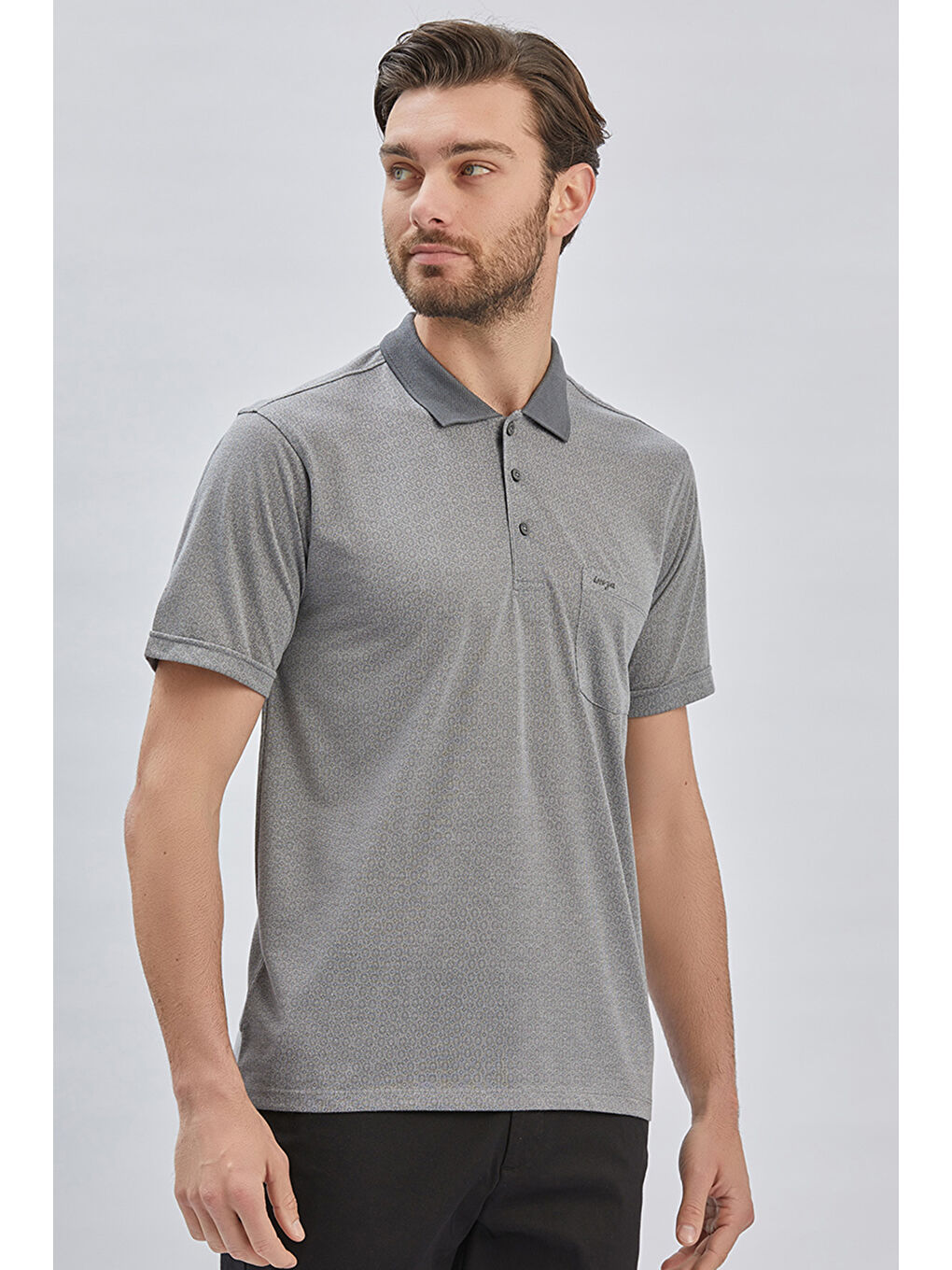 Gri Füme Desenli Jakarlı Polo Yaka Cepli Klasik Comfort Fit Rahat Kesim Tişört 1011240172-3