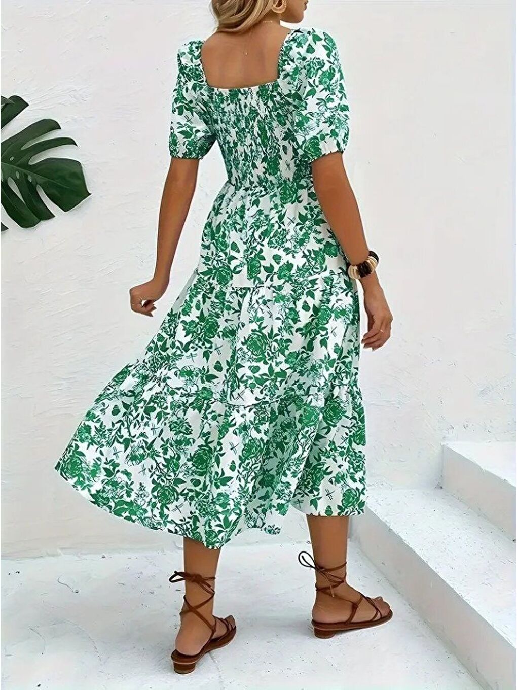 Yeşil Kadın Kısa Kollu Kare Yakalı Lastikli Desenli Süprem Elbise-4