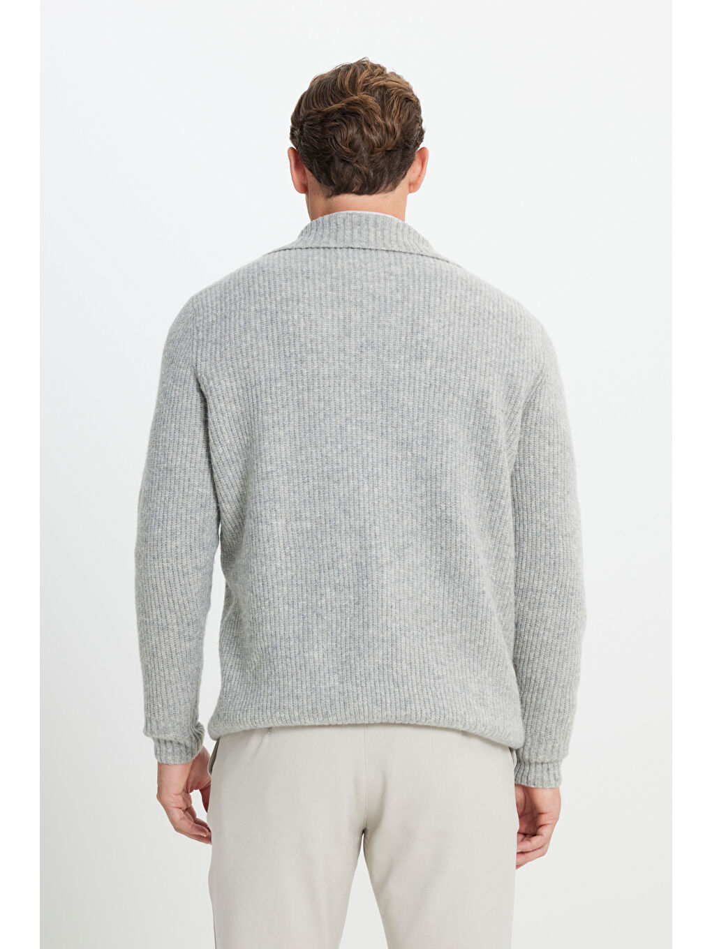 Erkek Gri Melanj Standart Fit Normal Kesim Bato Yaka Desenli Triko Kazak-5