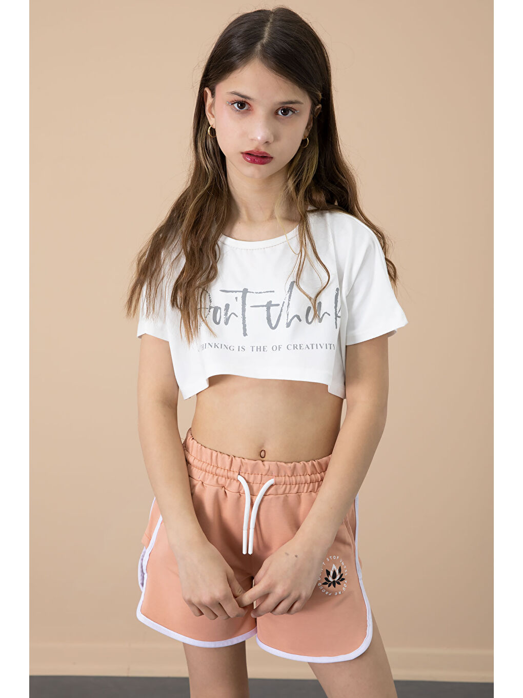 Pembe Somon Yanları Yırtmaçlı Çiçek Baskılı Beli Lastikli Kız Çocuk Şort 20742