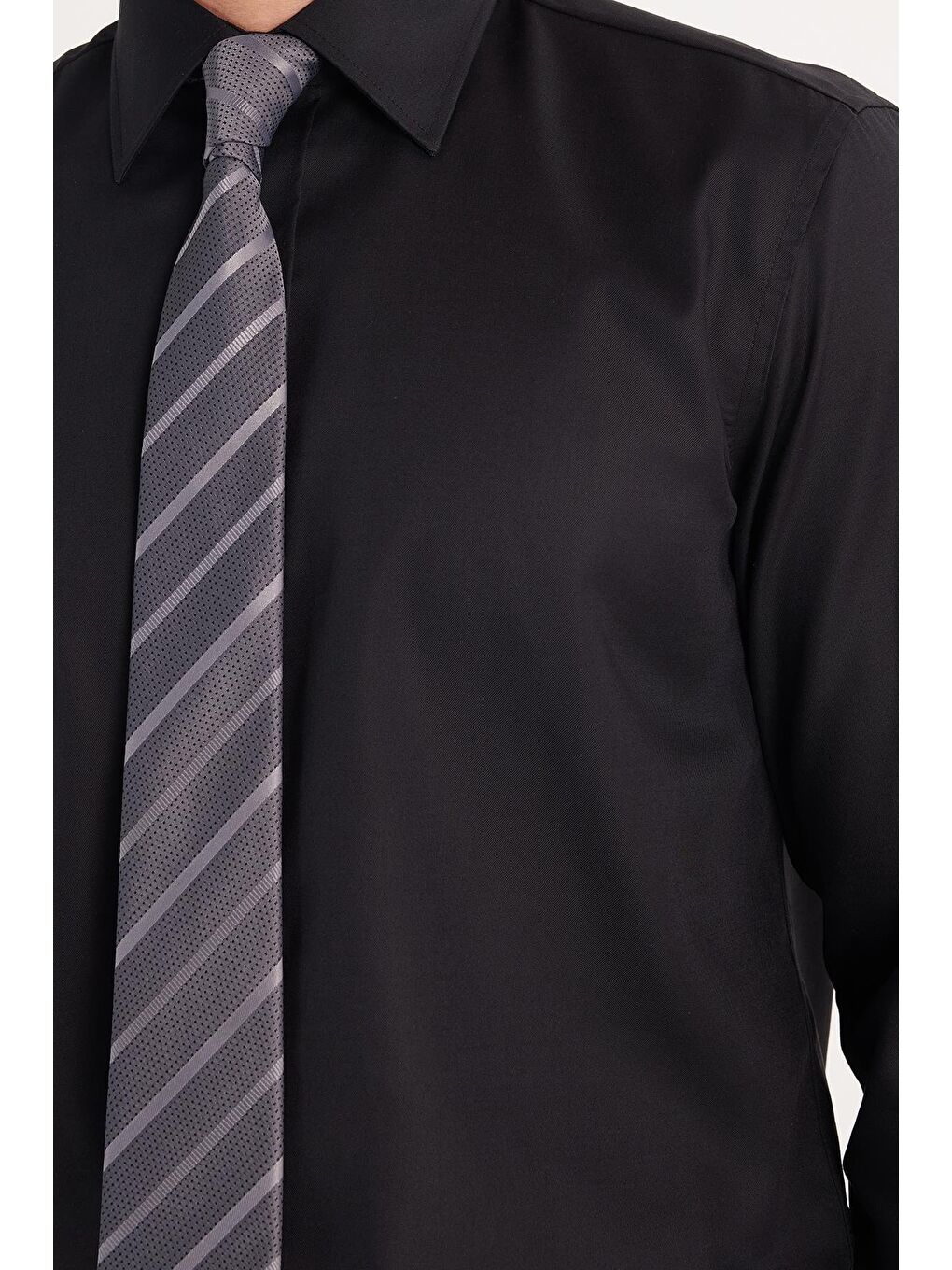 Erkek Regular Fit Beyaz Non-Iron %100 Pamuk Doğa Dostu Ekoteks Belgeli Ütü Gerektirmez Siyah Gömlek-2