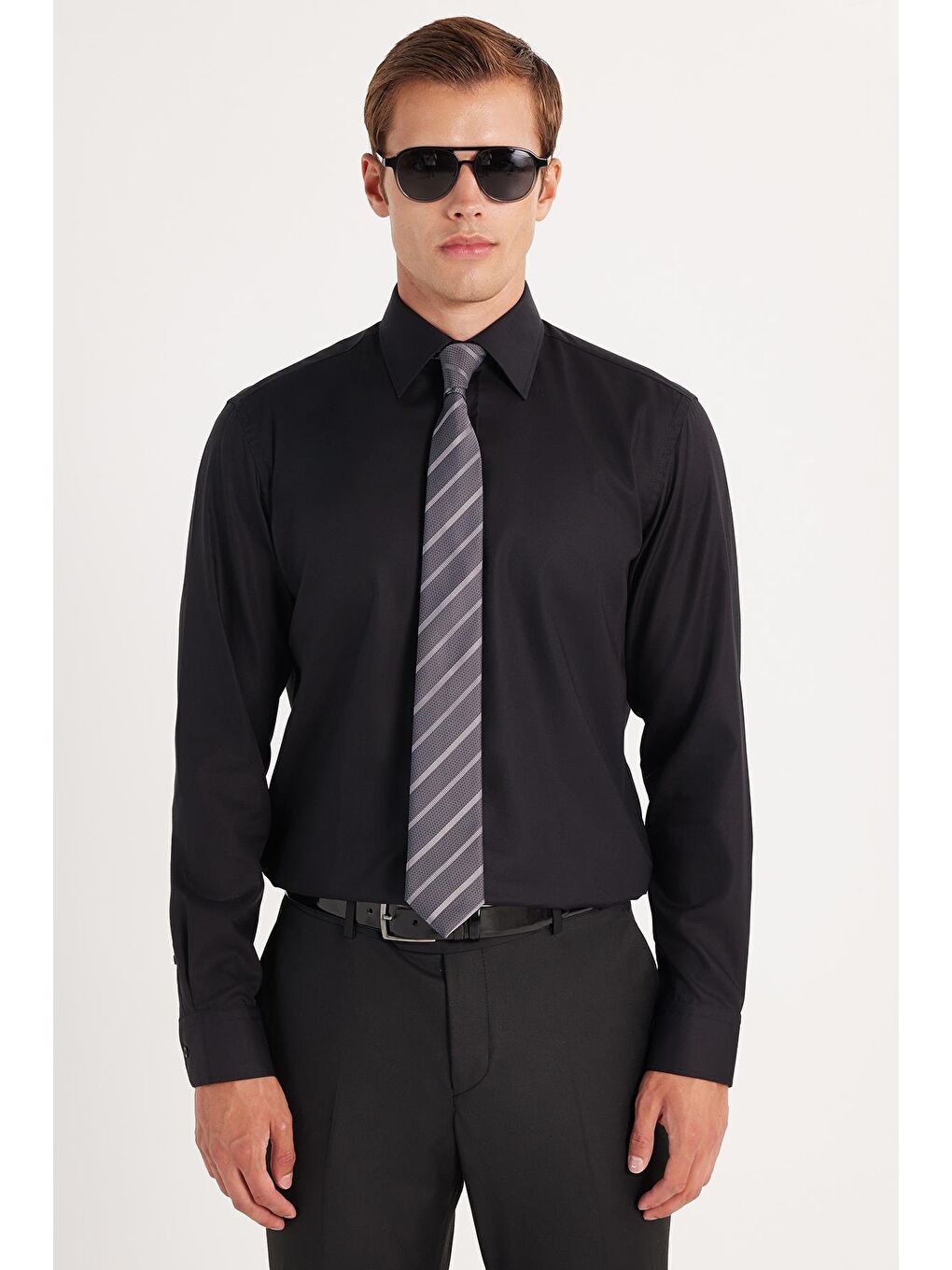 Erkek Regular Fit Beyaz Non-Iron %100 Pamuk Doğa Dostu Ekoteks Belgeli Ütü Gerektirmez Siyah Gömlek-3