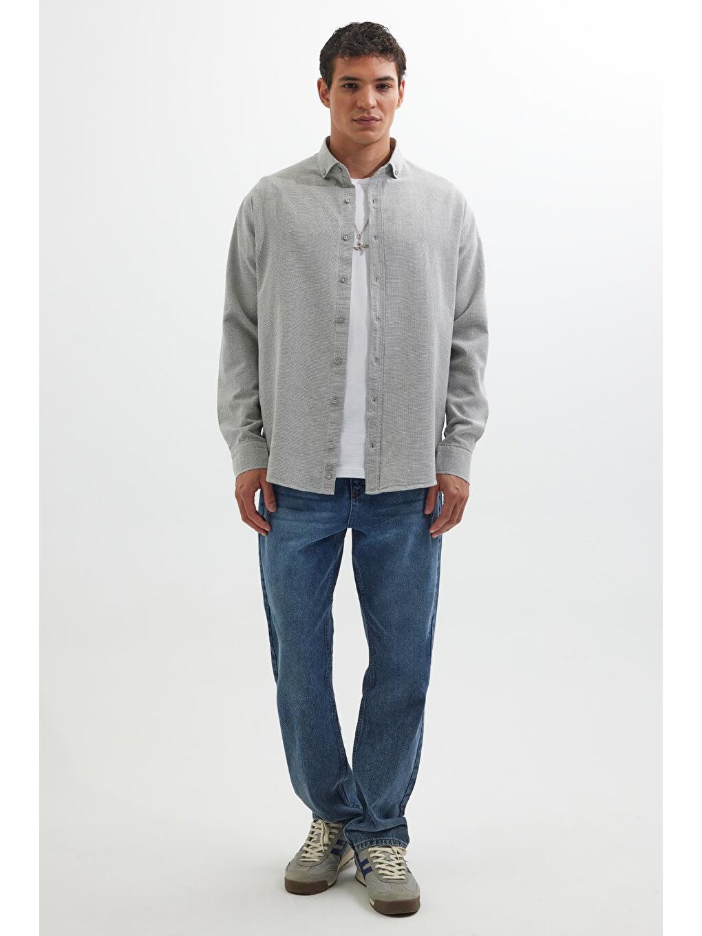 Erkek Relax Fit Rahat Kalıp Uzun Kollu %100 Pamuk Düğmeli Spor Yaka Gri Gömlek-3