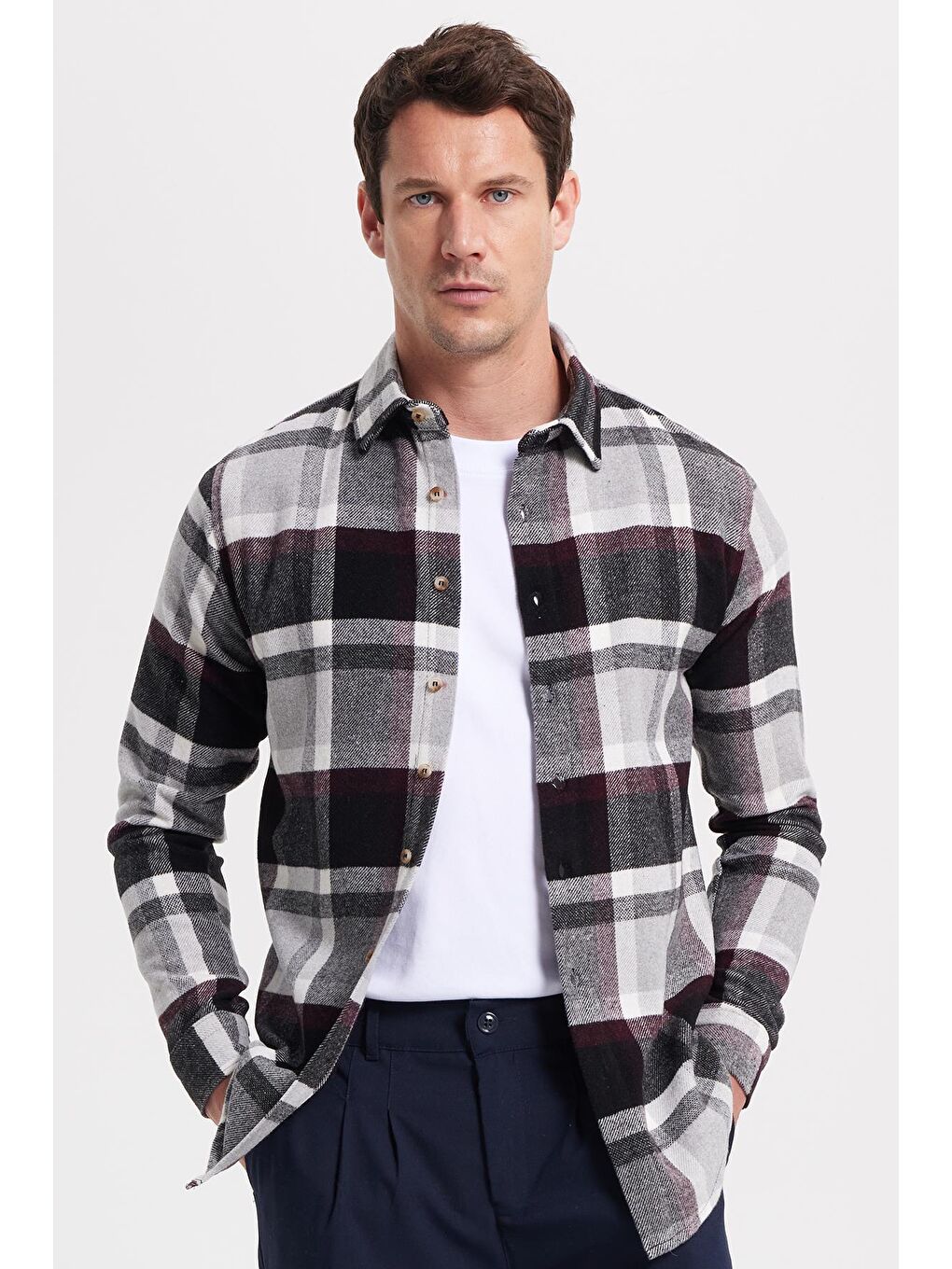 Gri Erkek Slim Fit Dar Kesim Kareli Kışlık Oduncu Gömlek